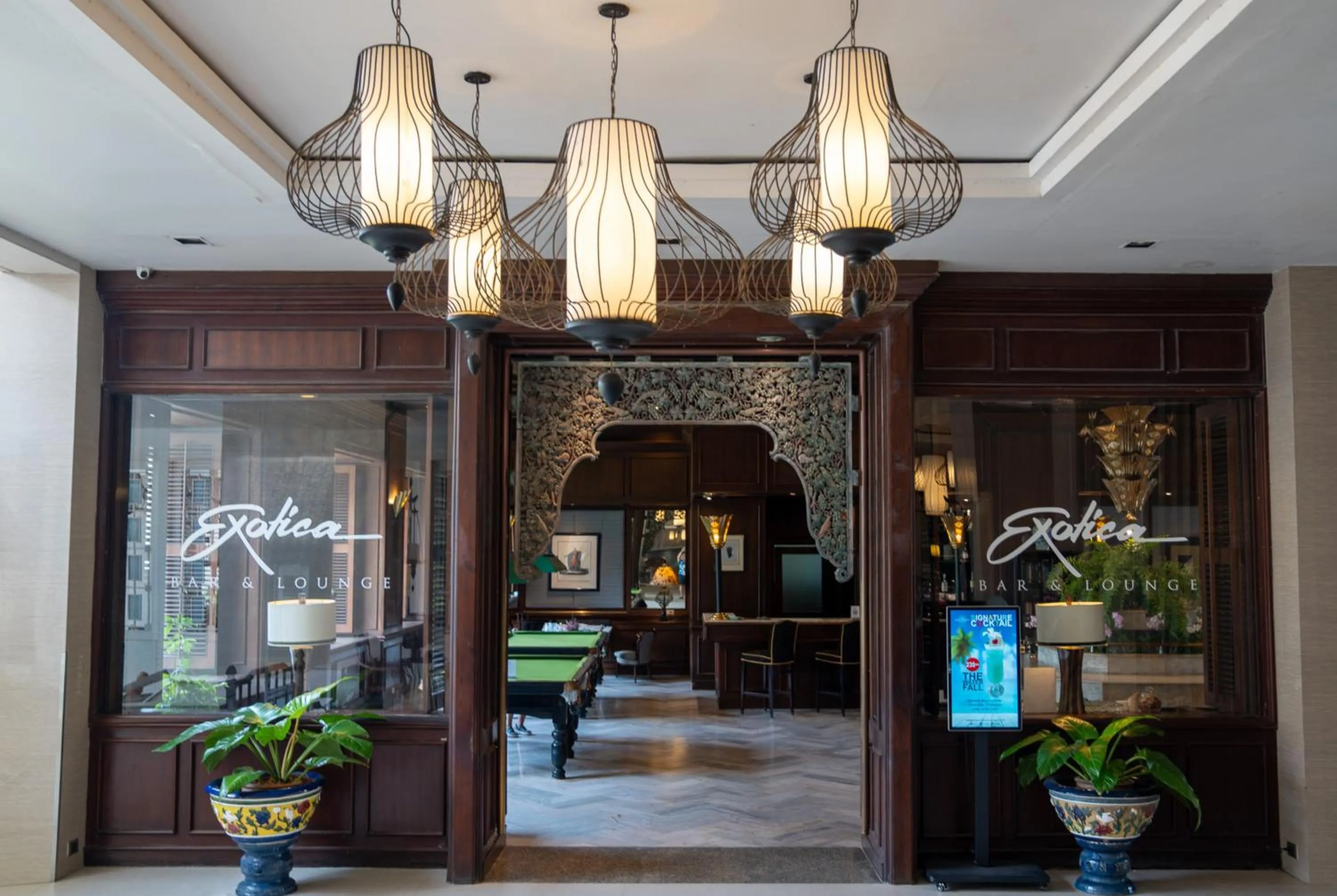 Lounge or bar in The Bayview Hotel Pattaya