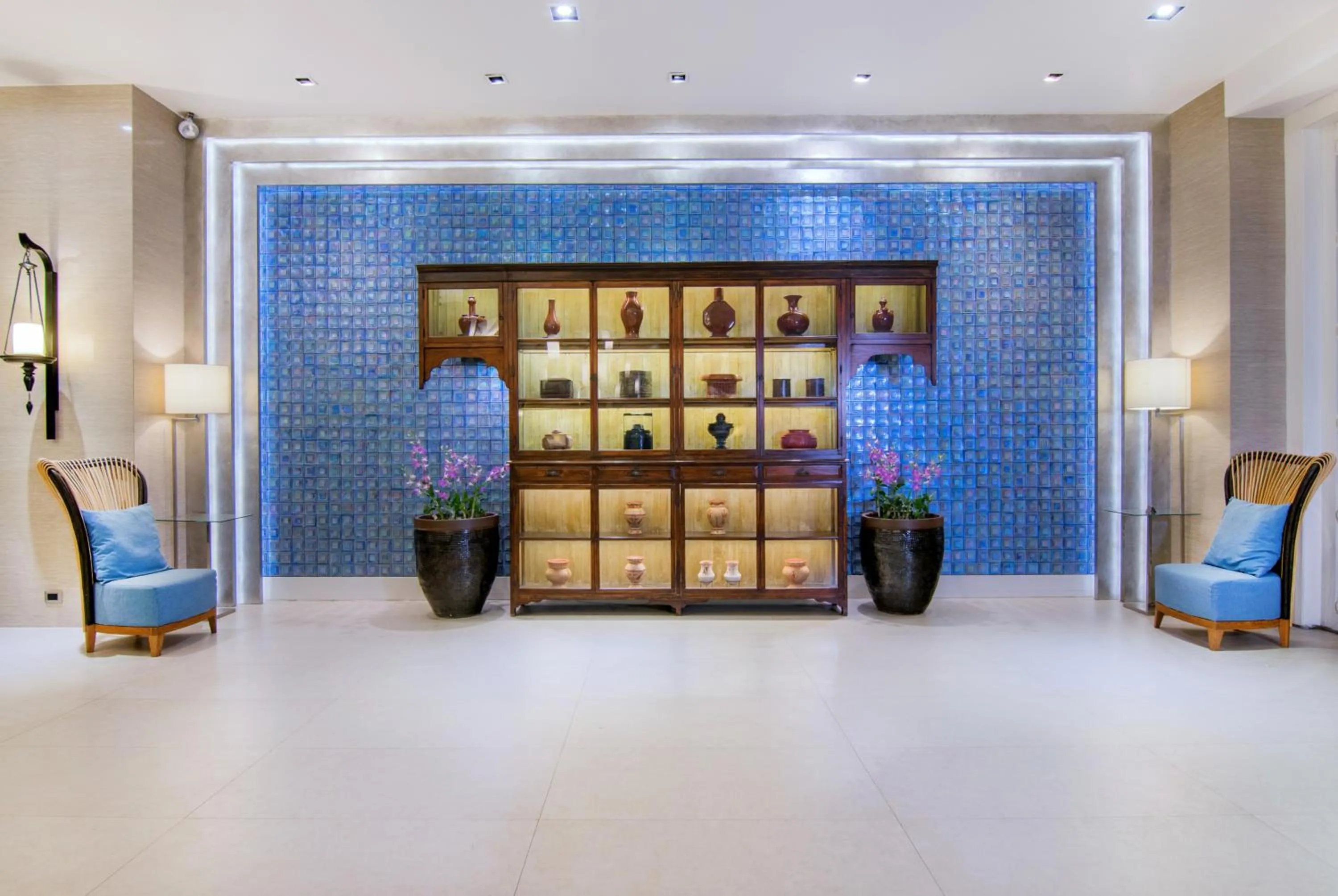 Area and facilities in The Bayview Hotel Pattaya