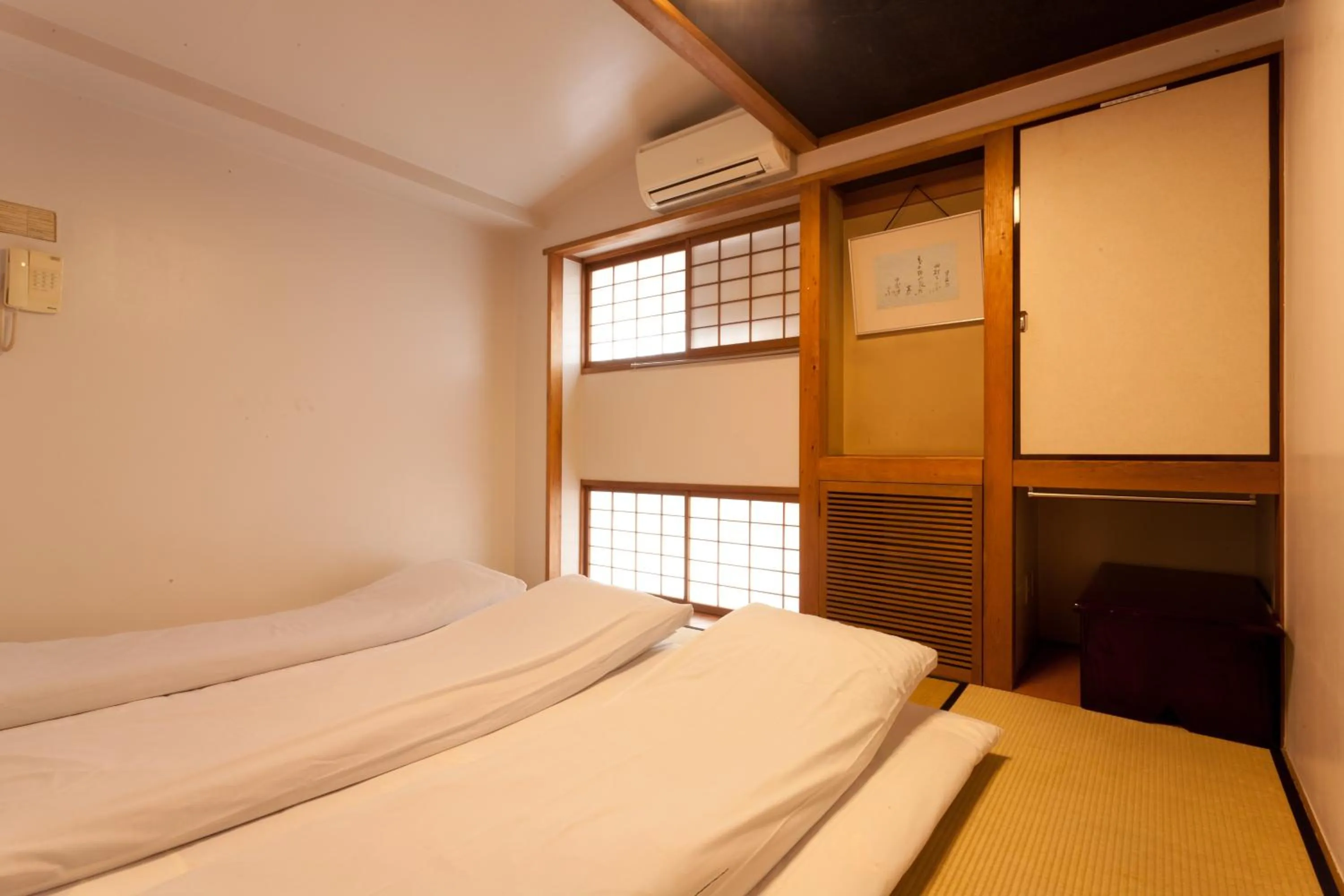 Photo of the whole room, Bed in Kimi Ryokan