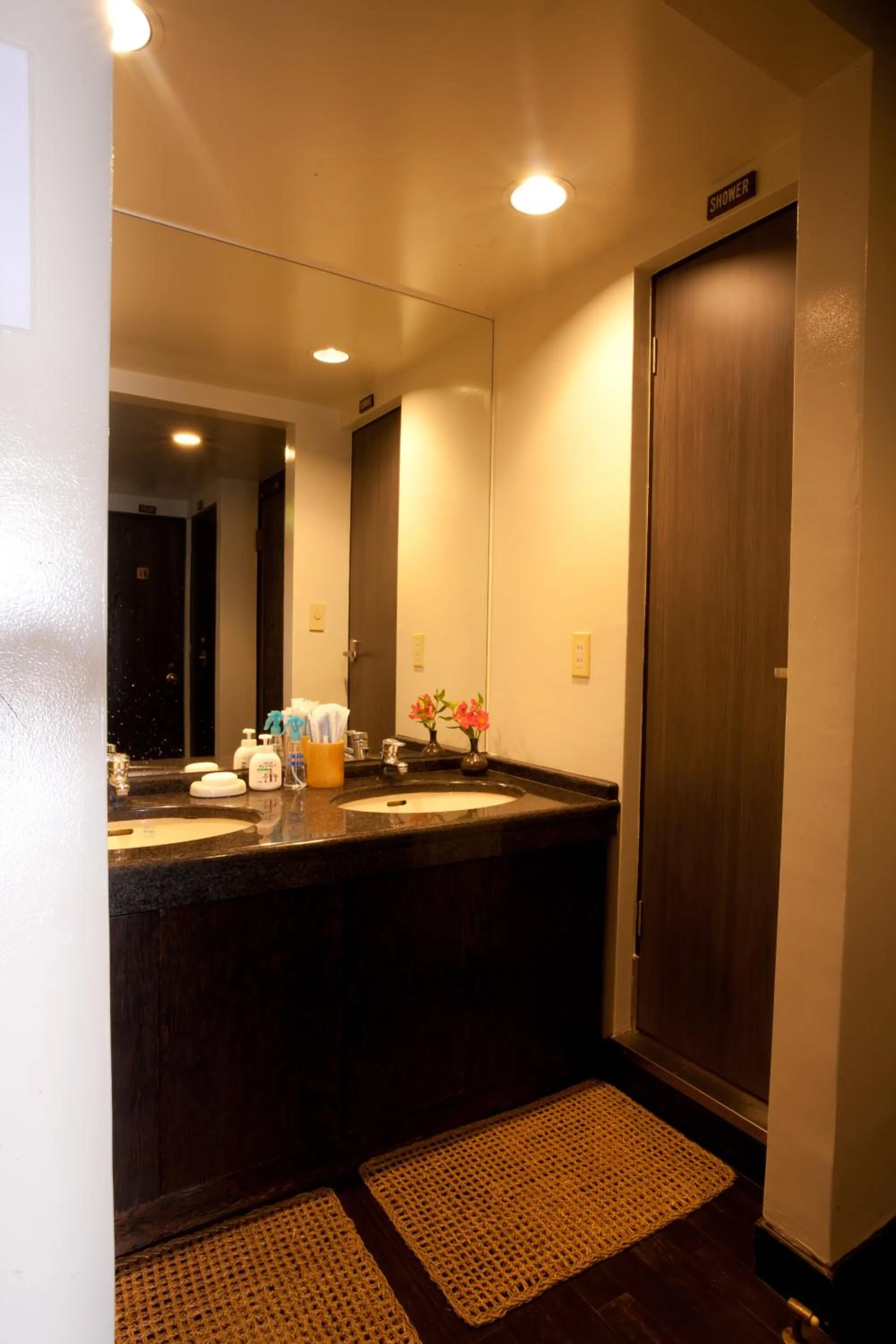 Bathroom in Kimi Ryokan