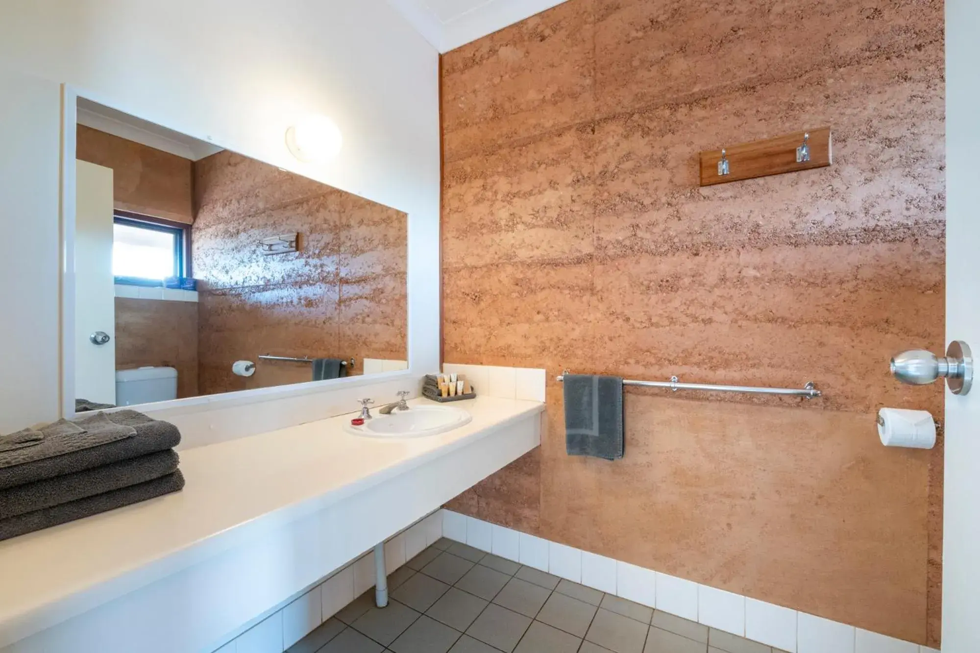 Standard Double or Twin Room in Mud Hut Motel Standard Double or Twin Room in Mud Hut Motel