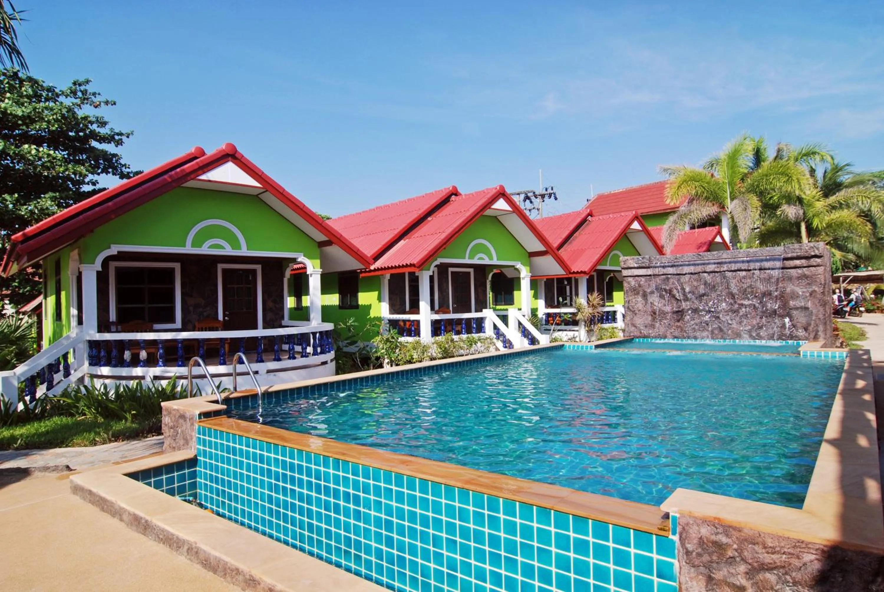 Swimming pool in Nature Beach Resort, Koh Lanta