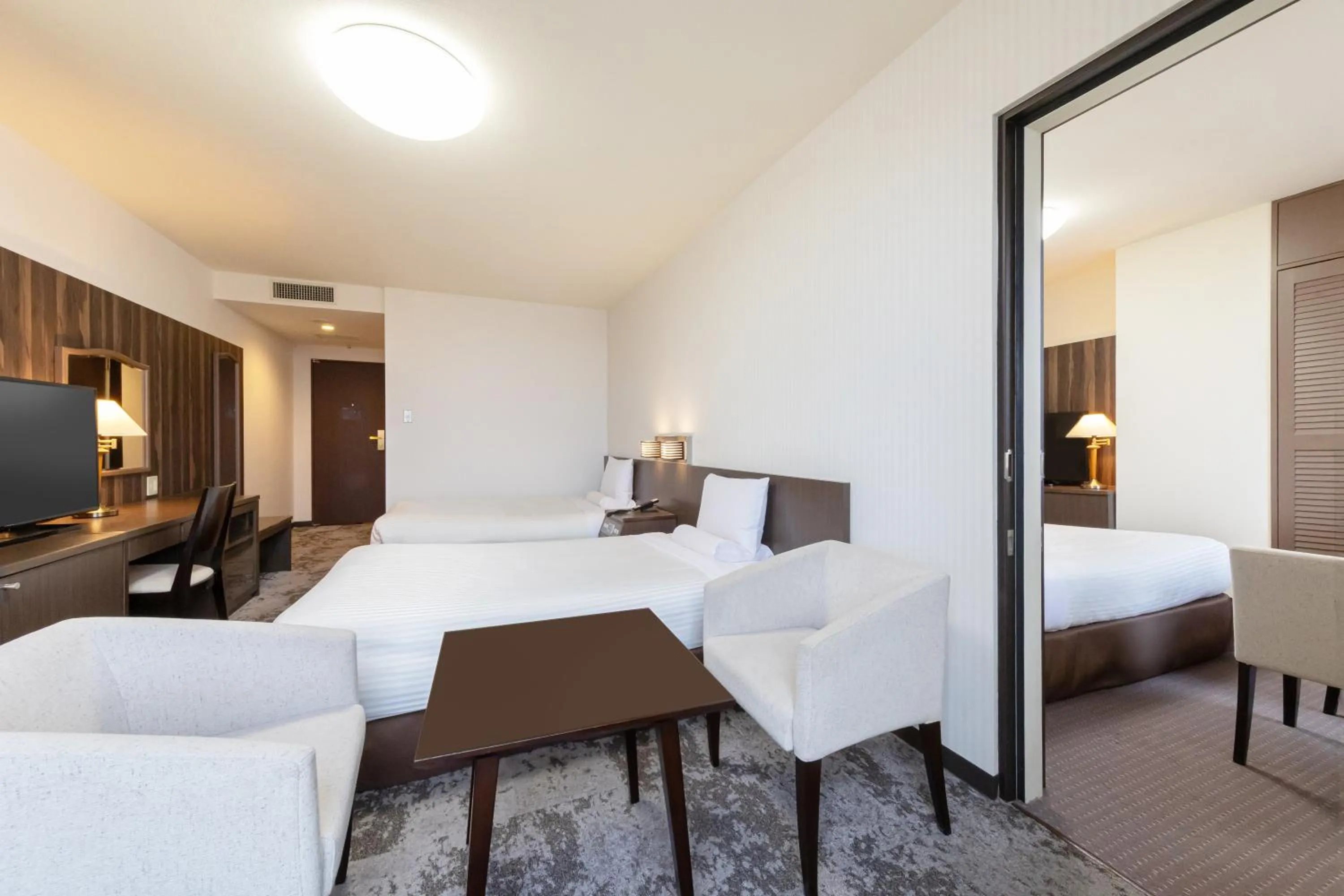 Photo of the whole room, Bed in Hakodate Kokusai Hotel