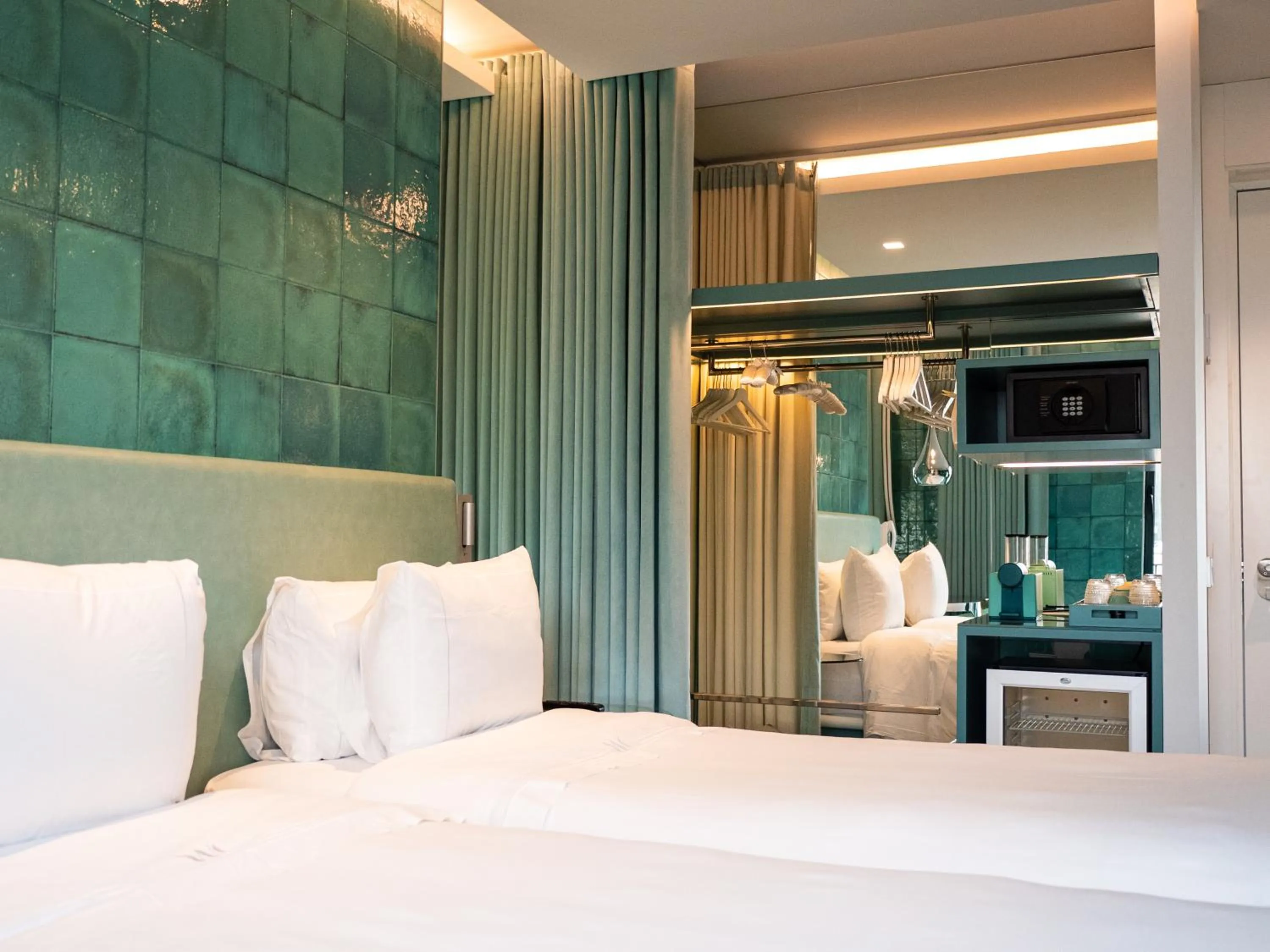 Bed in WC by The Beautique Hotels