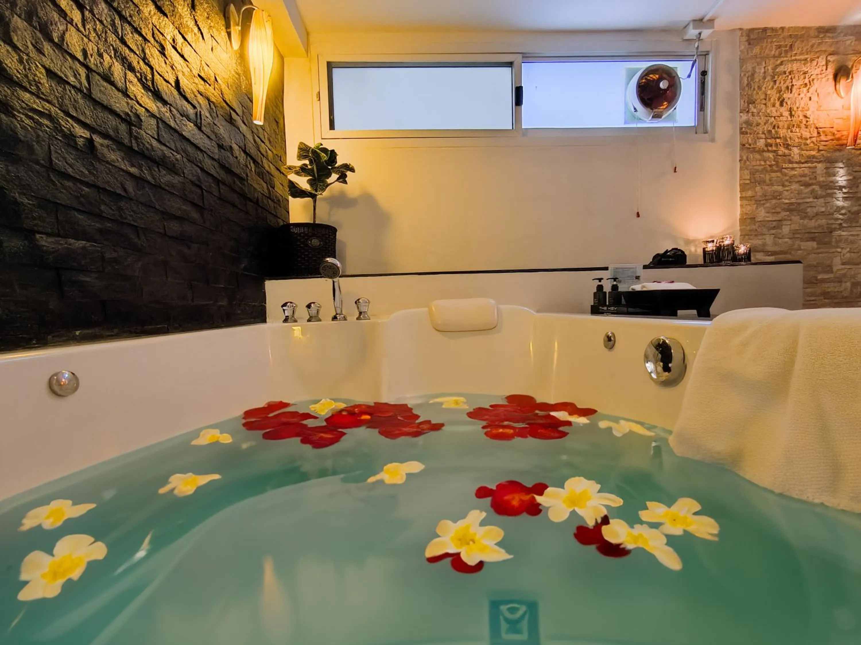 Spa and wellness centre/facilities in The Key Bangkok Hotel