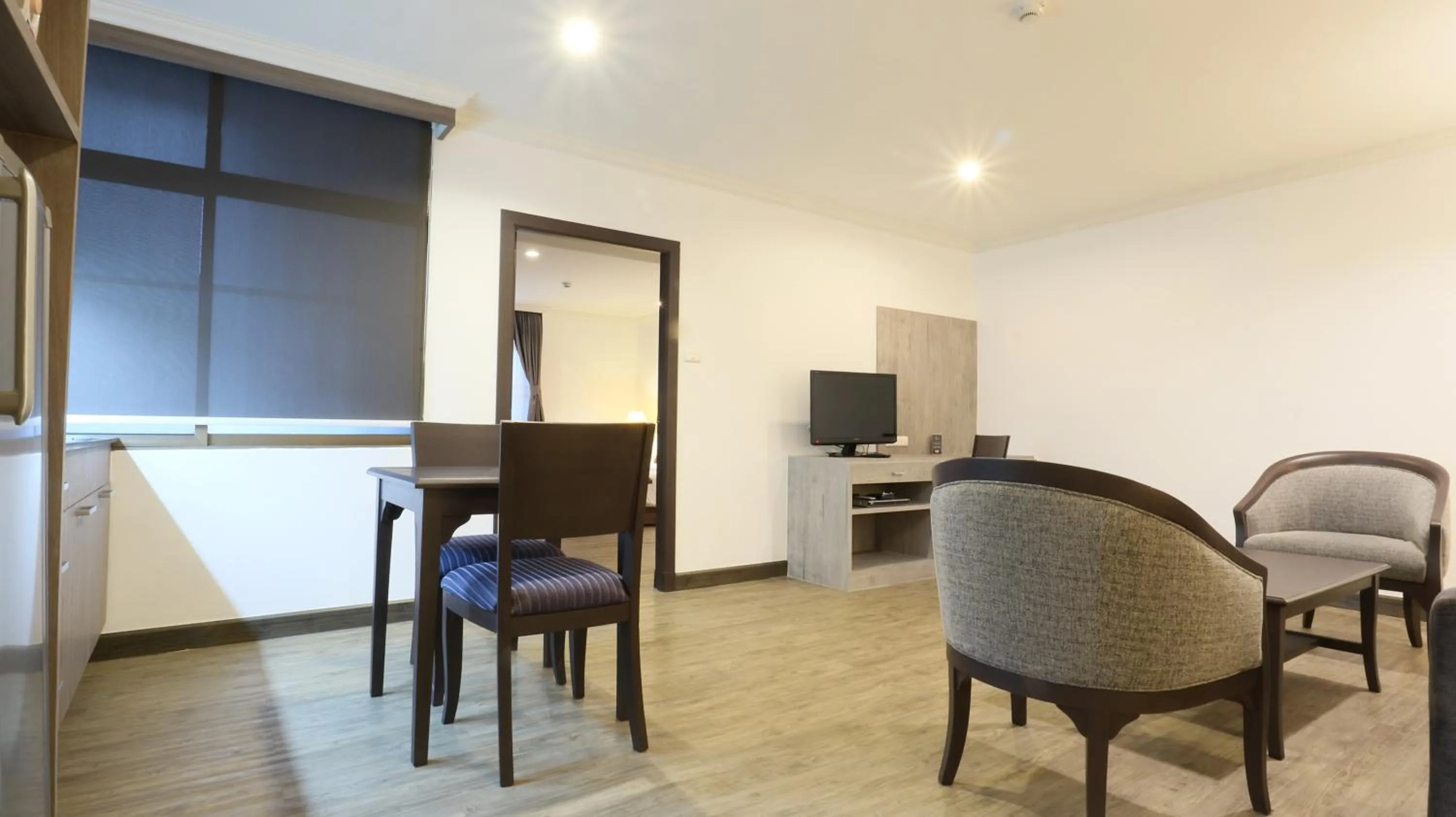 Living room in The Key Bangkok Hotel