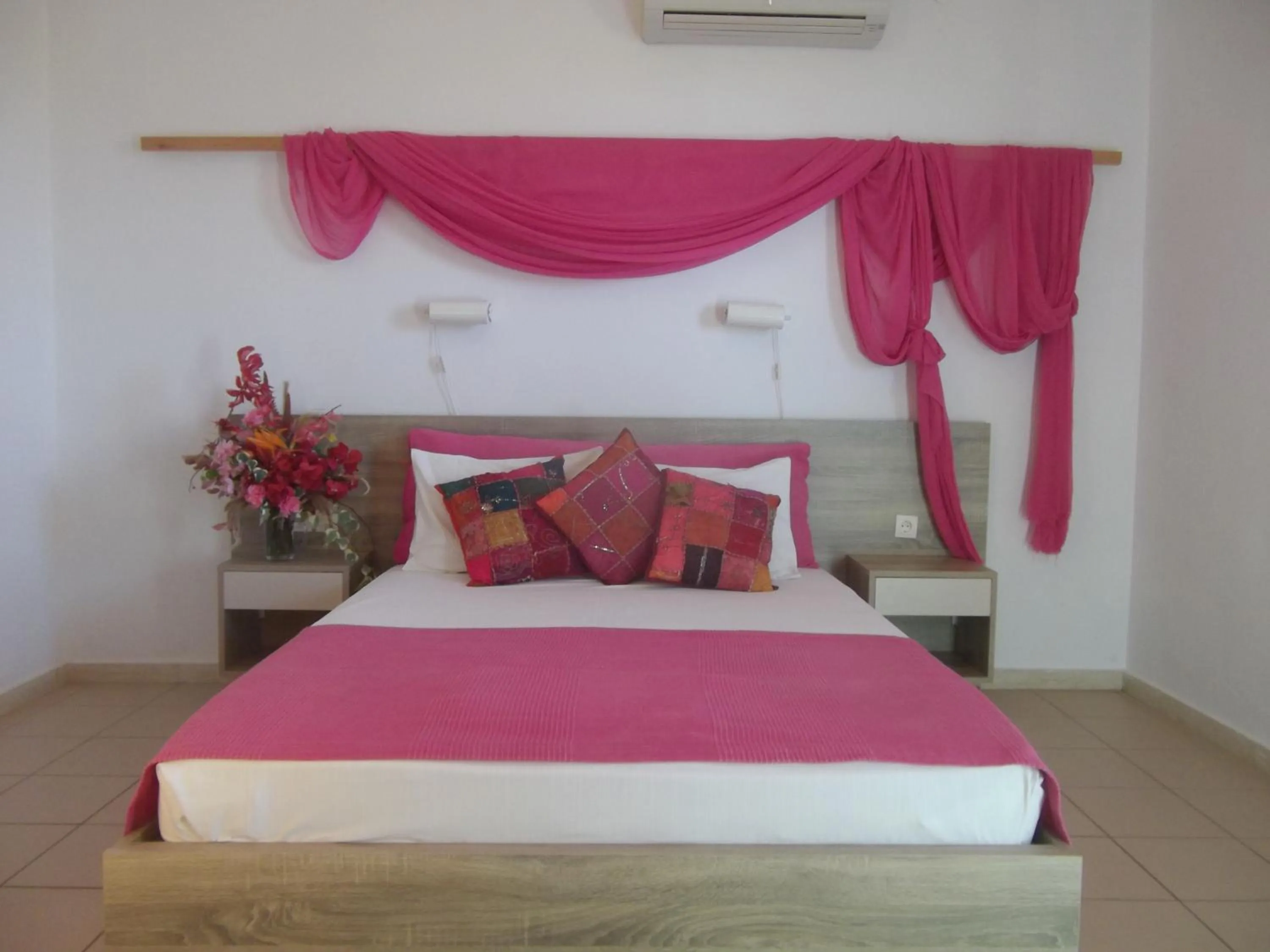 Bed in Villa Rita Apartments A