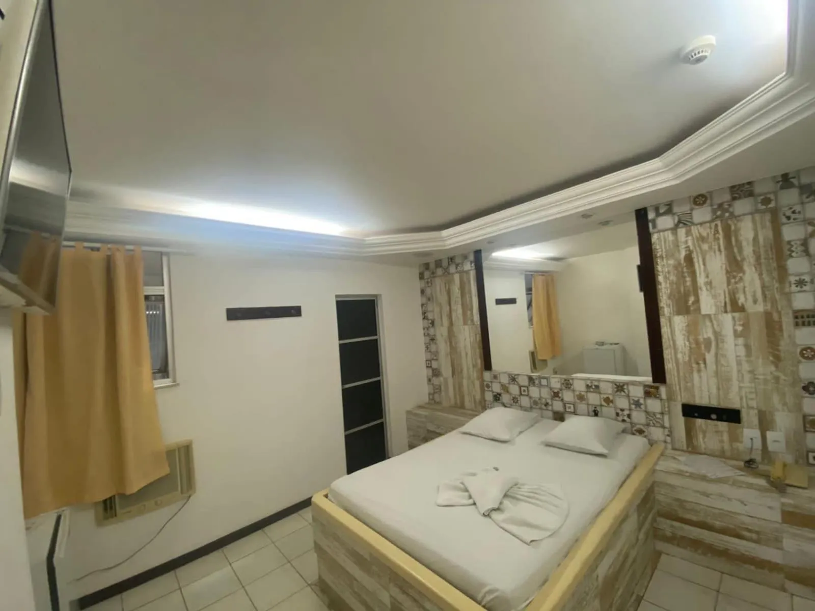 Bed in Hotel Novo Plano