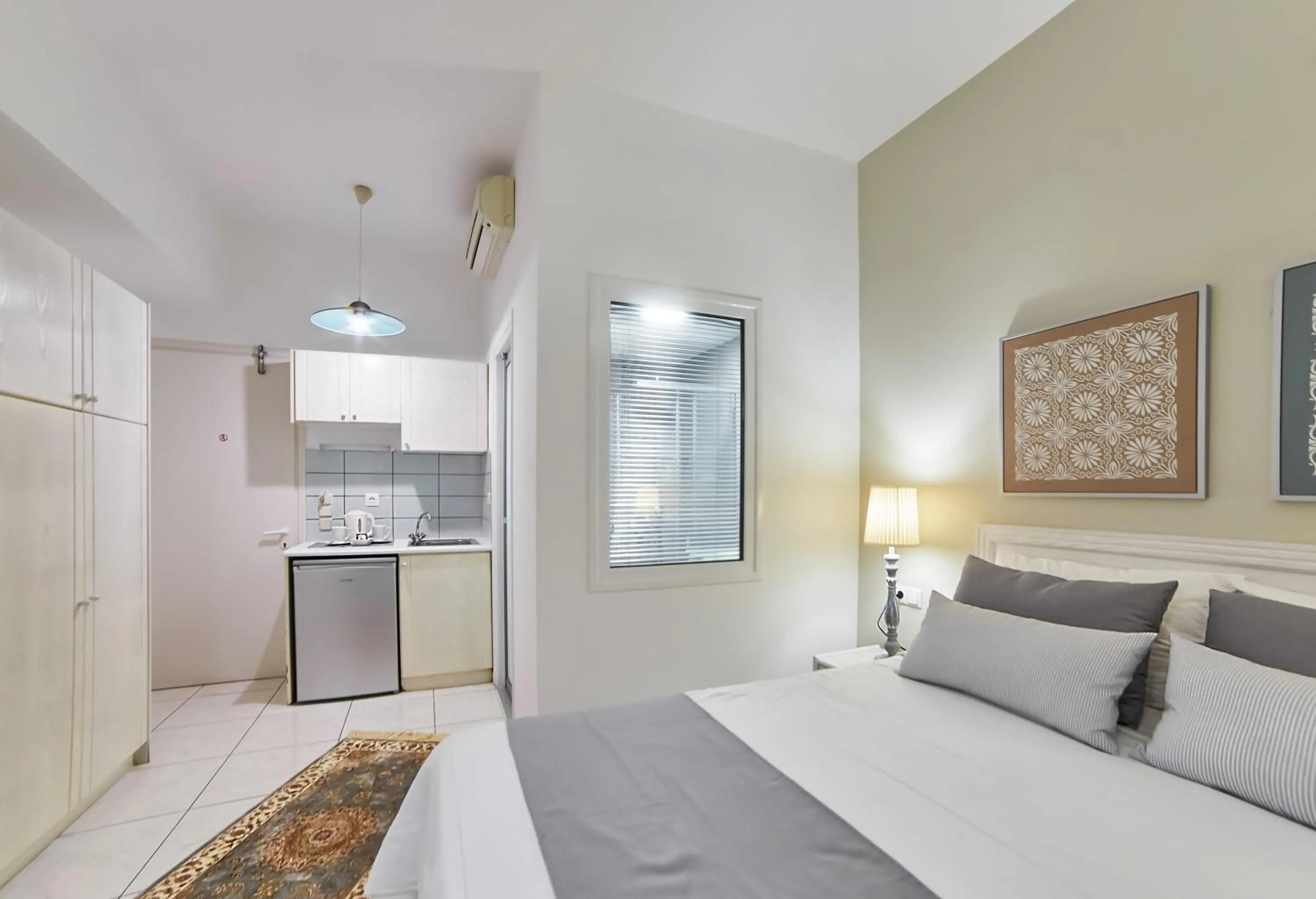 Bedroom, Bed in Villa Mare Monte ApartHotel