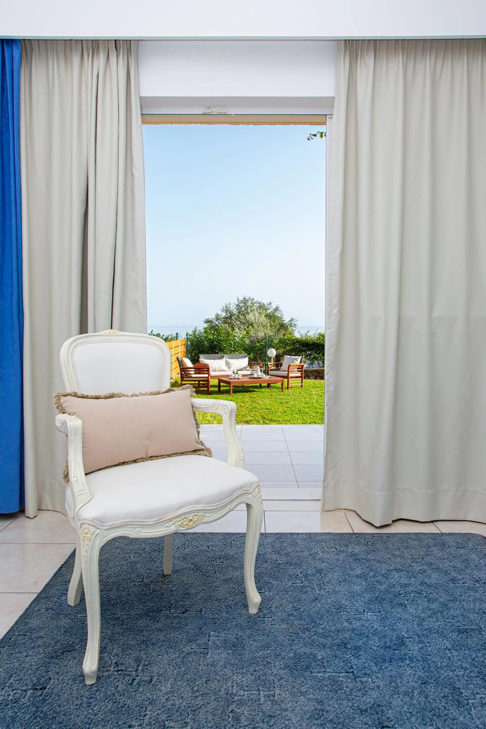 Bedroom in Villa Mare Monte ApartHotel