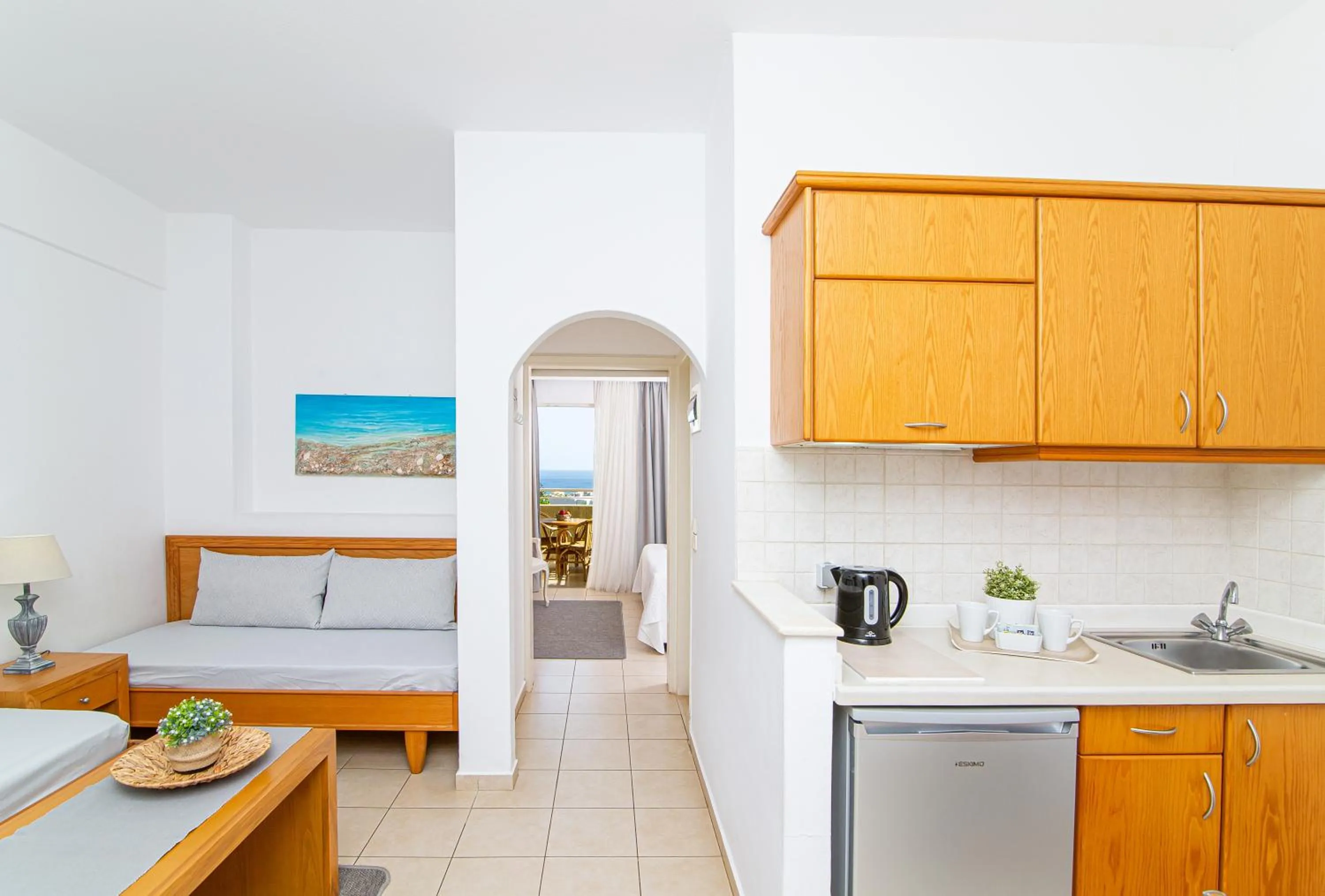 Kitchen or kitchenette in Villa Mare Monte ApartHotel