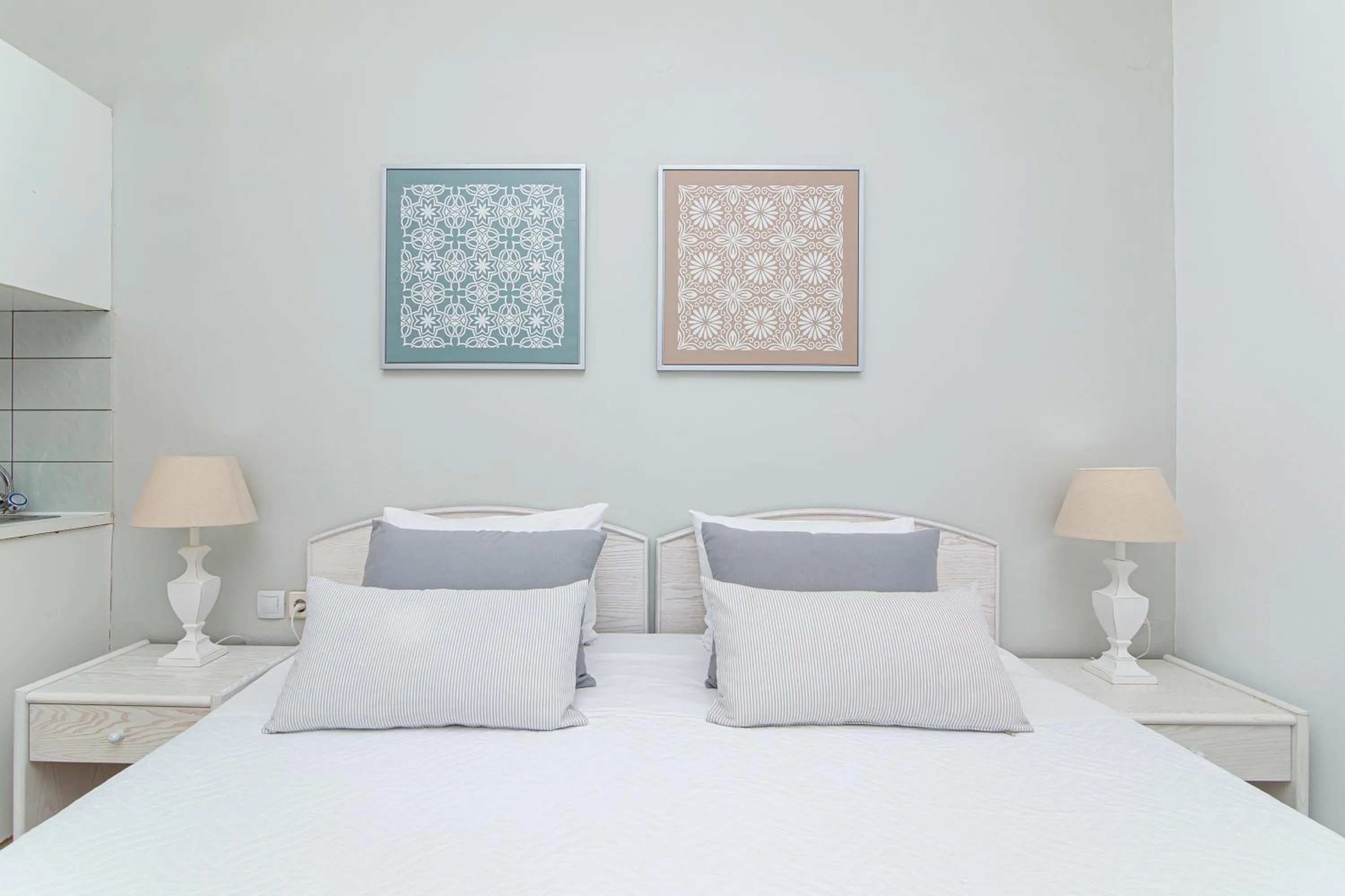 Bed in Villa Mare Monte ApartHotel