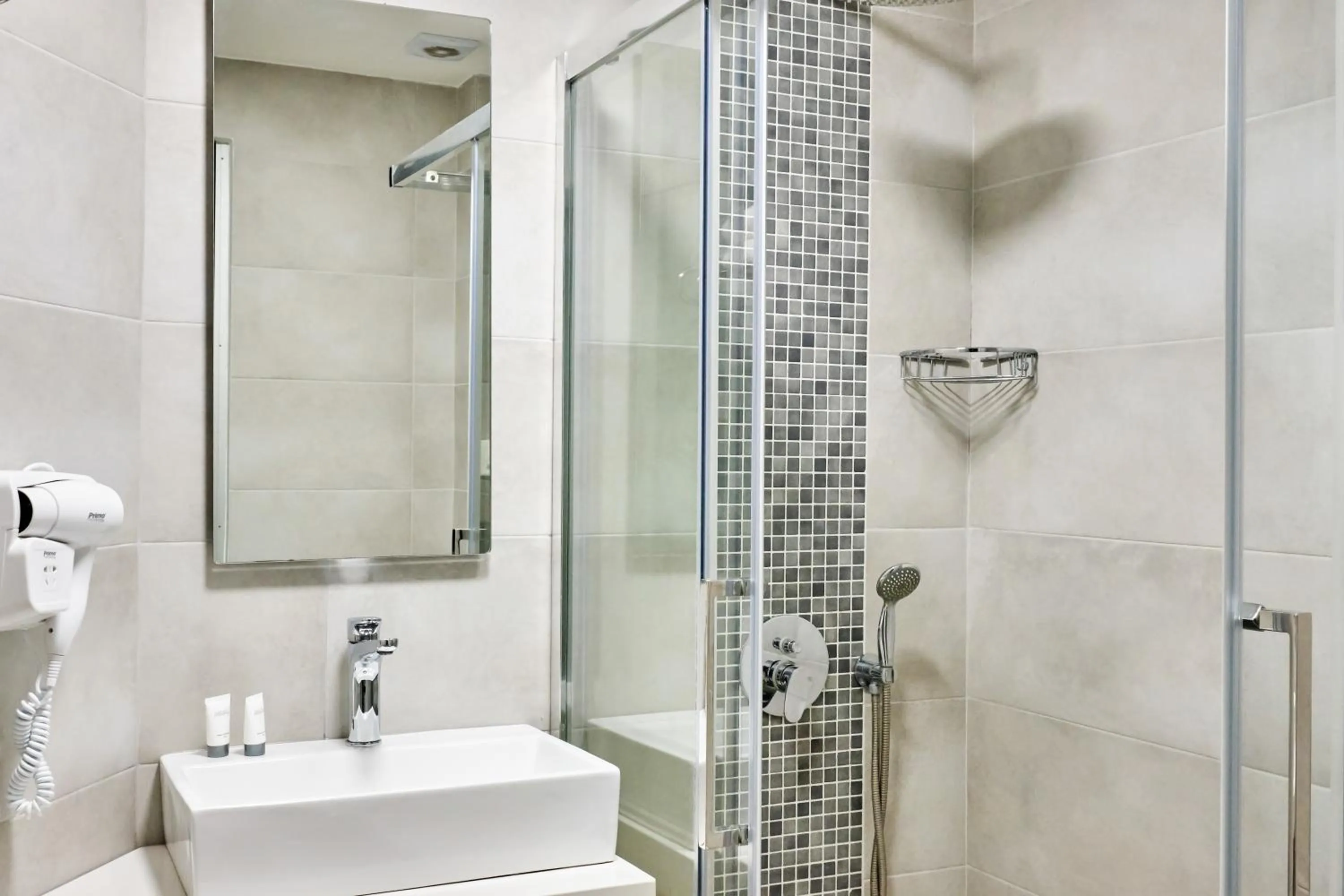 Bathroom in Villa Mare Monte ApartHotel