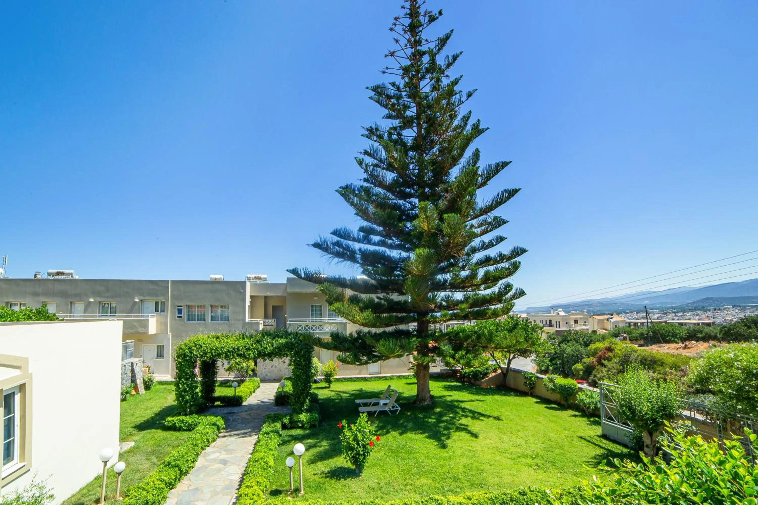 Property building in Villa Mare Monte ApartHotel