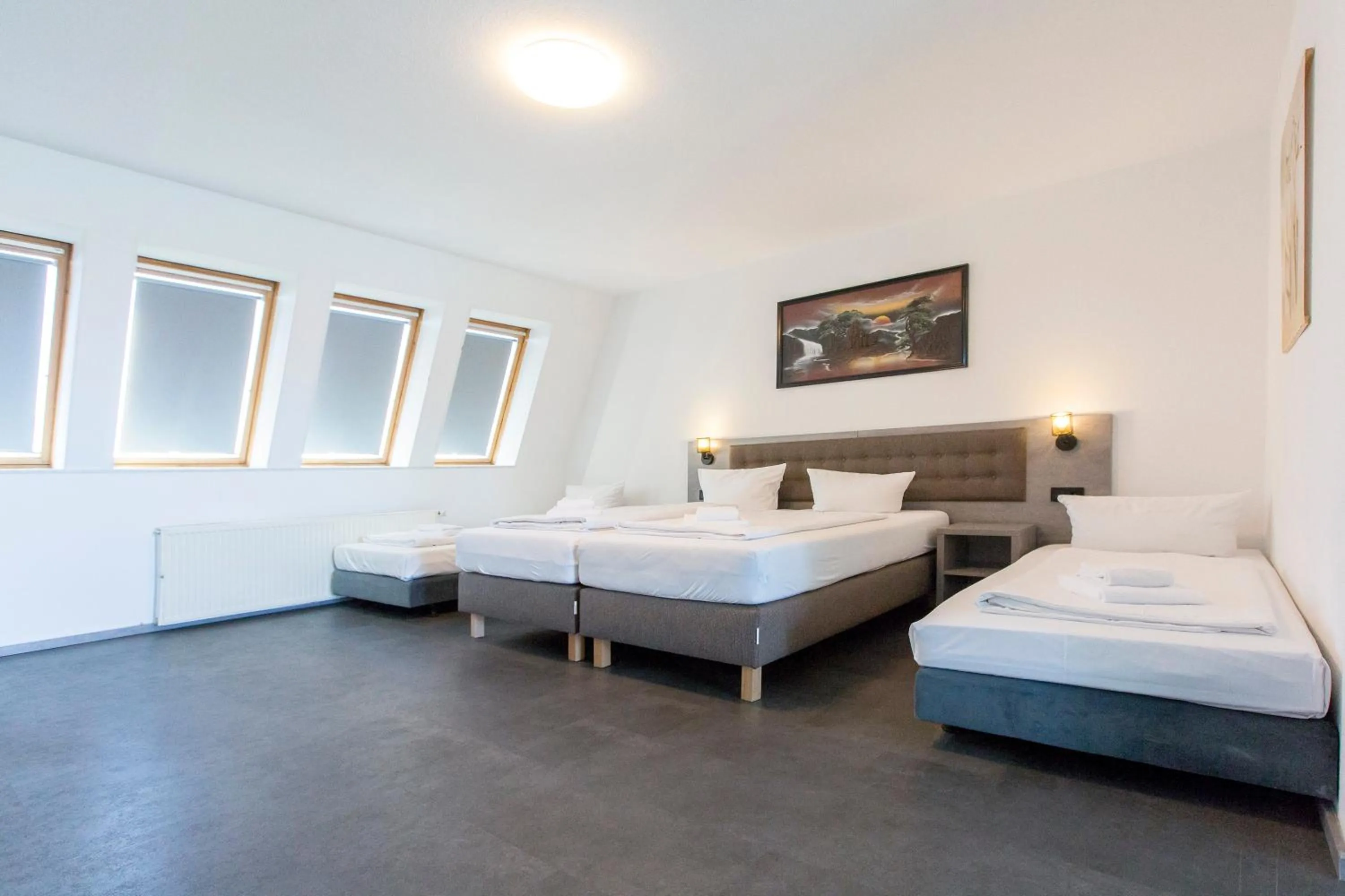 Photo of the whole room, Bed in Hotel-Pension ODIN