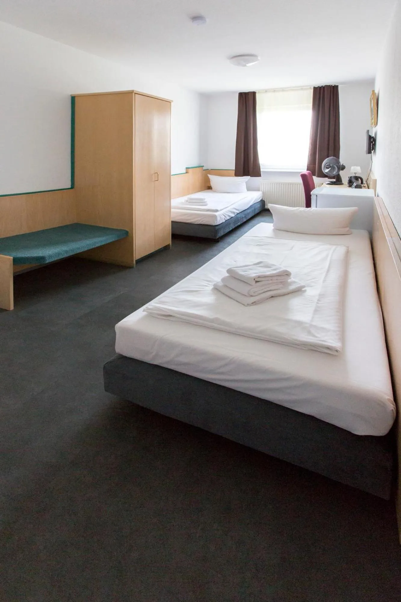 Photo of the whole room, Bed in Hotel-Pension ODIN