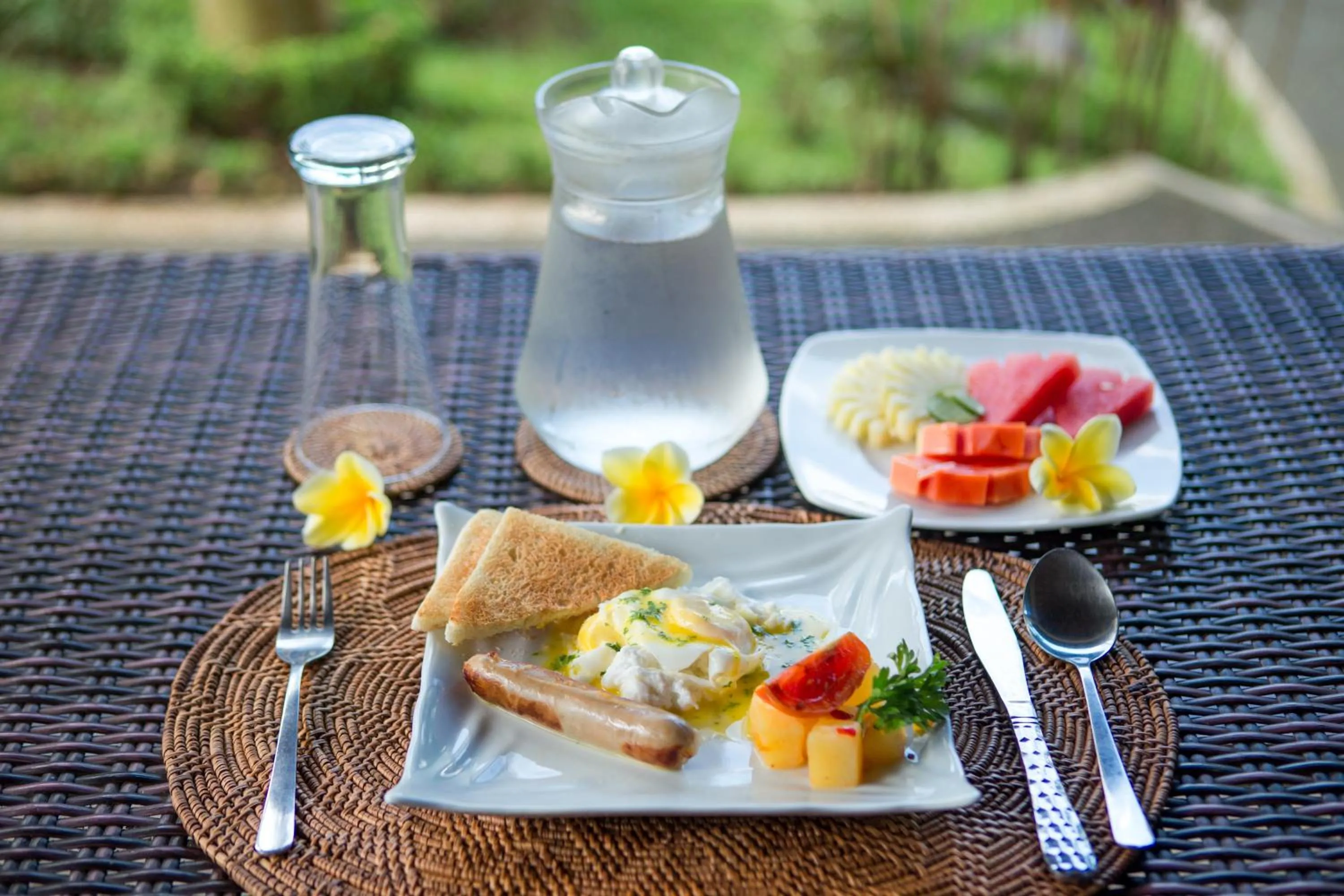 Breakfast in Capung Cottages