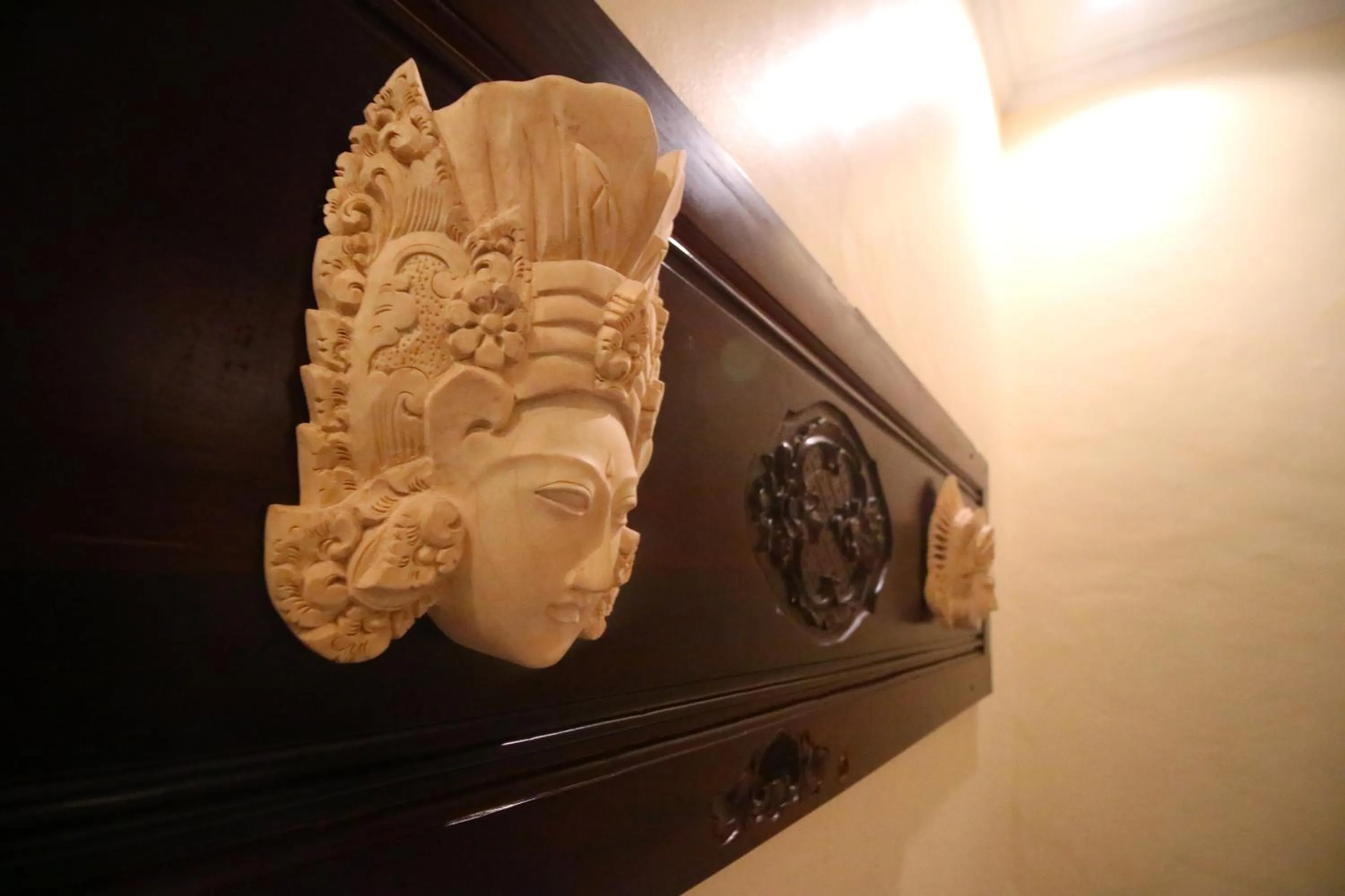 Decorative detail in Capung Cottages