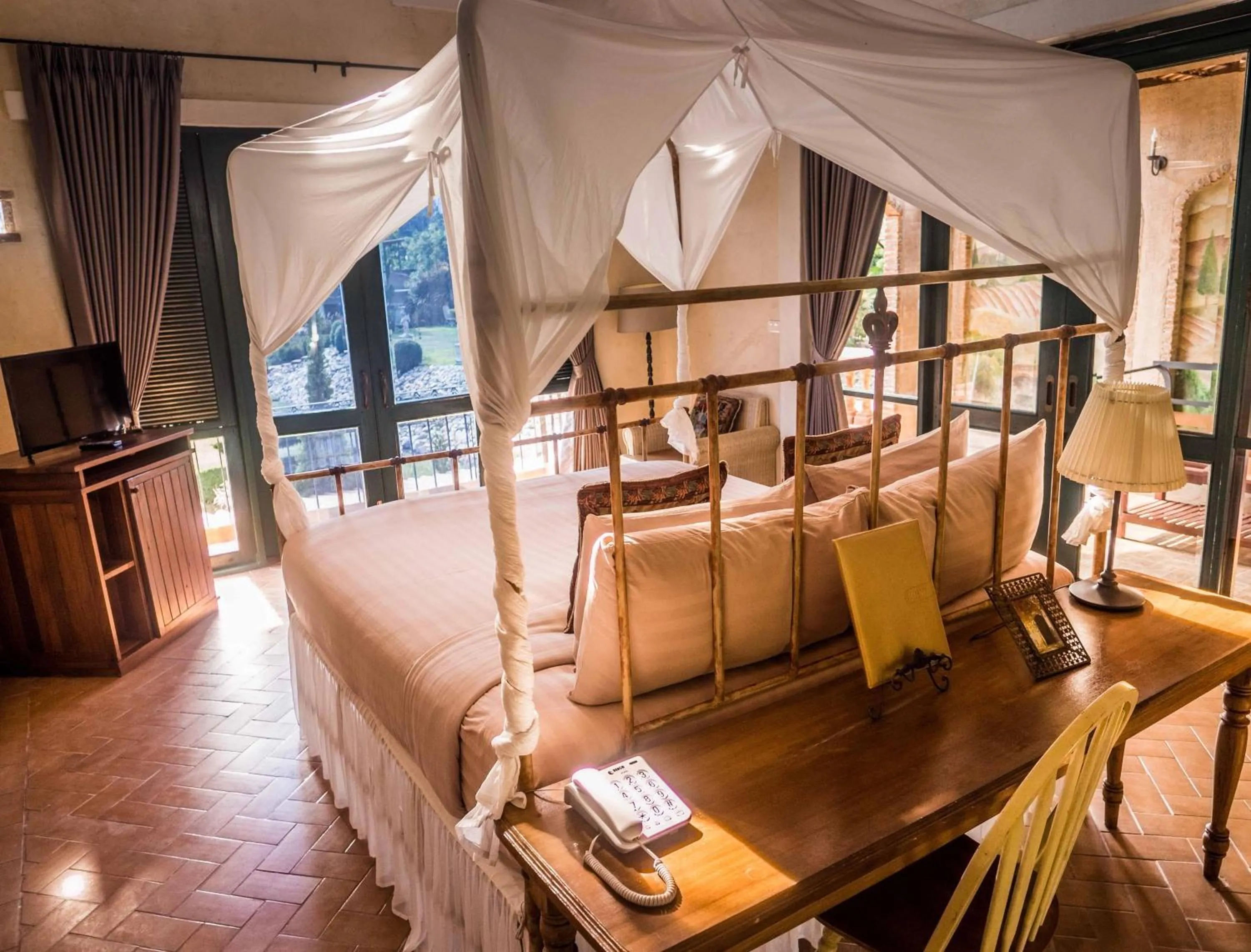 Bedroom, Bed in La Toscana