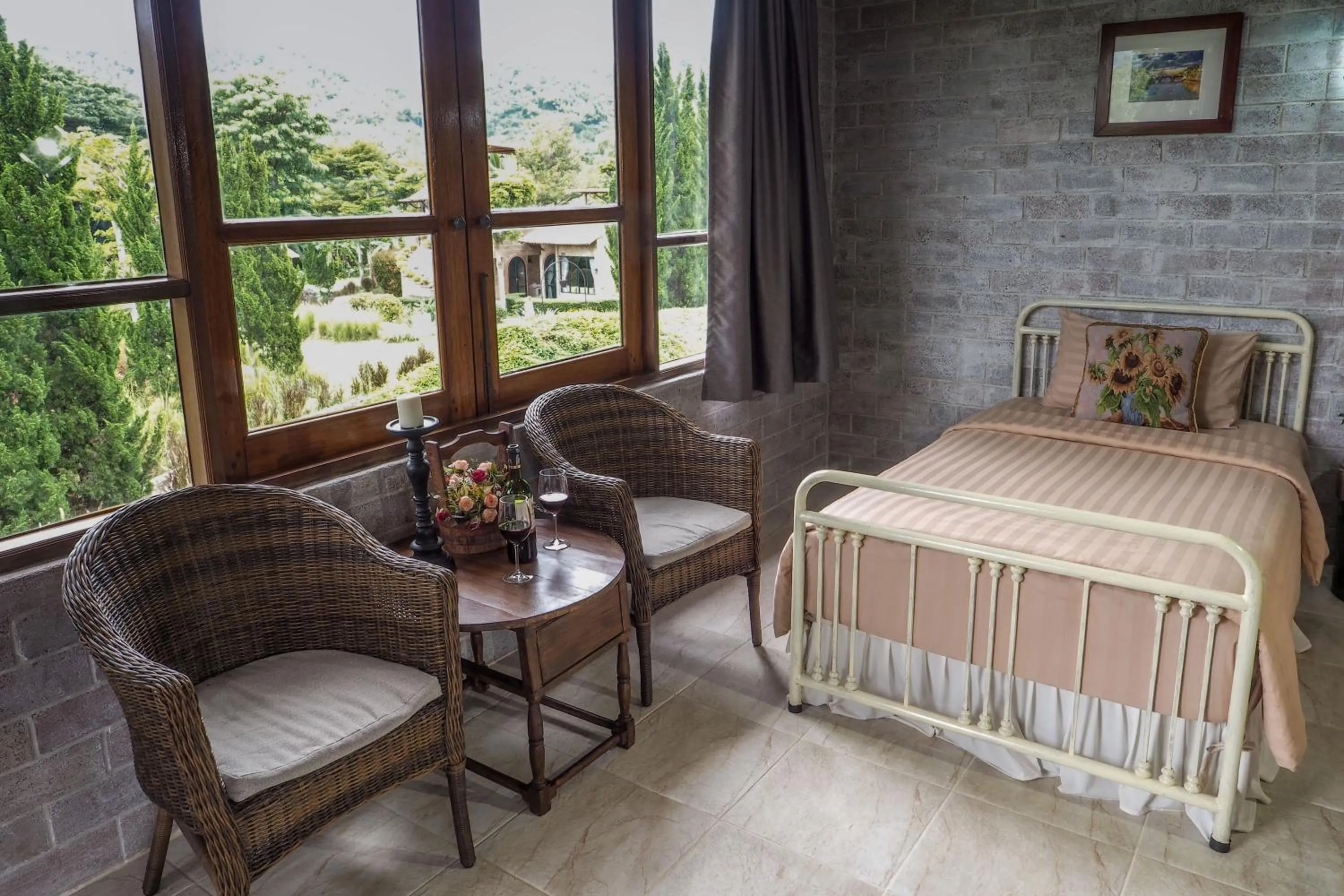 Photo of the whole room, Bed in La Toscana