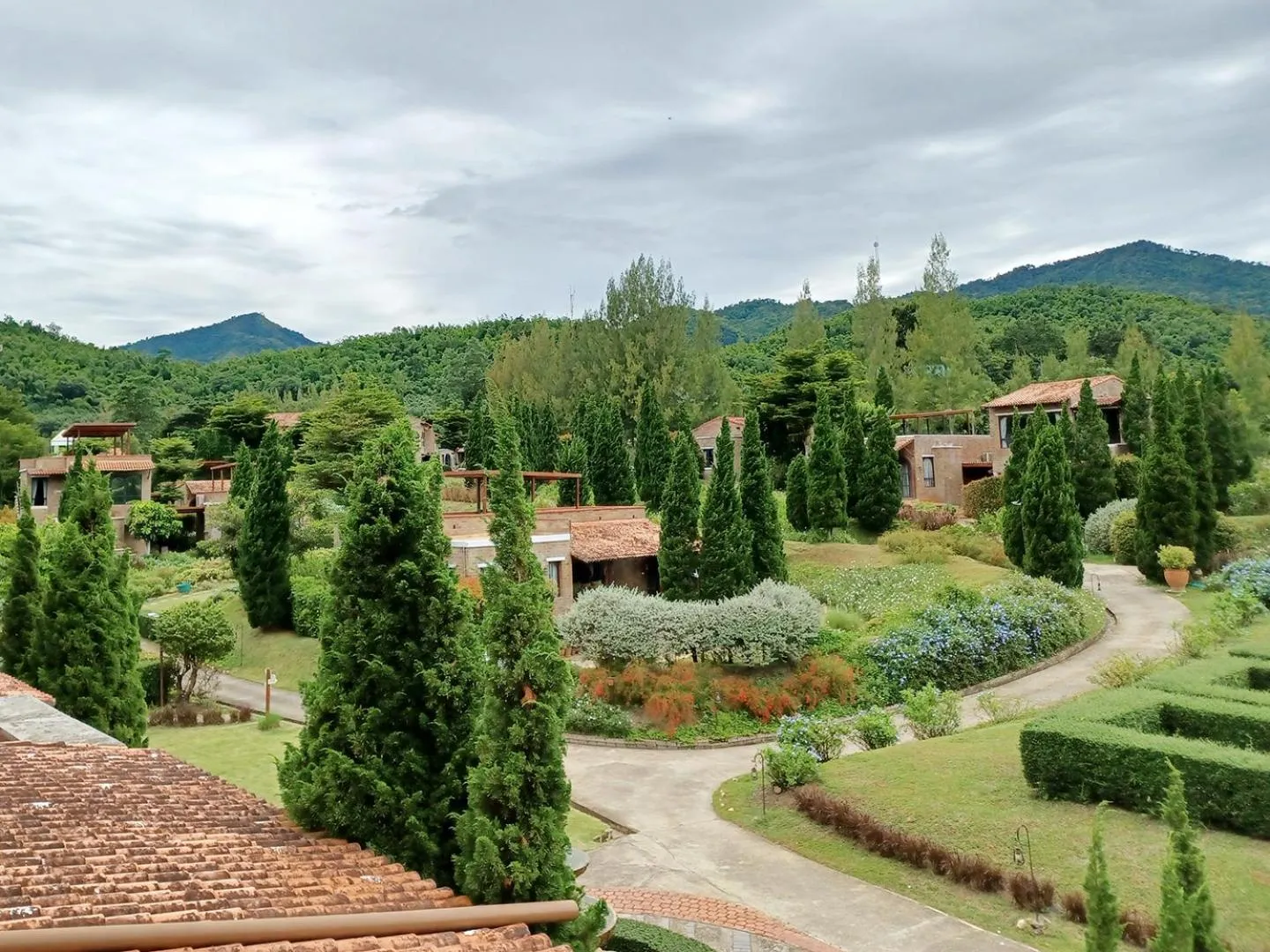 Mountain view in La Toscana