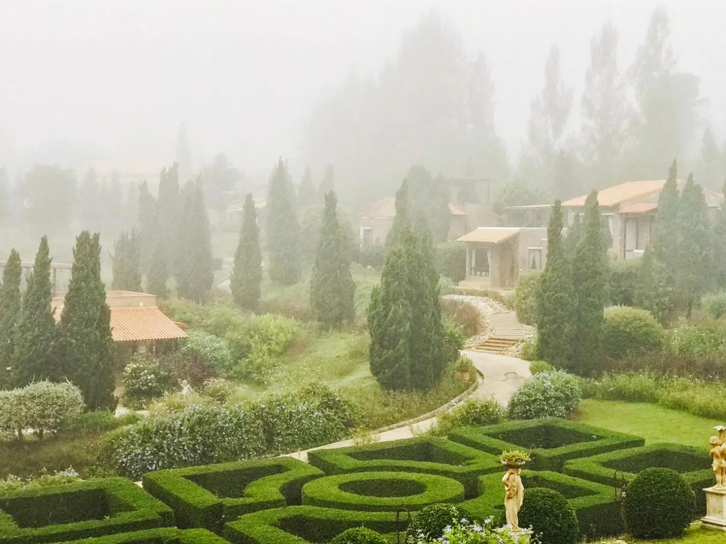Garden view in La Toscana
