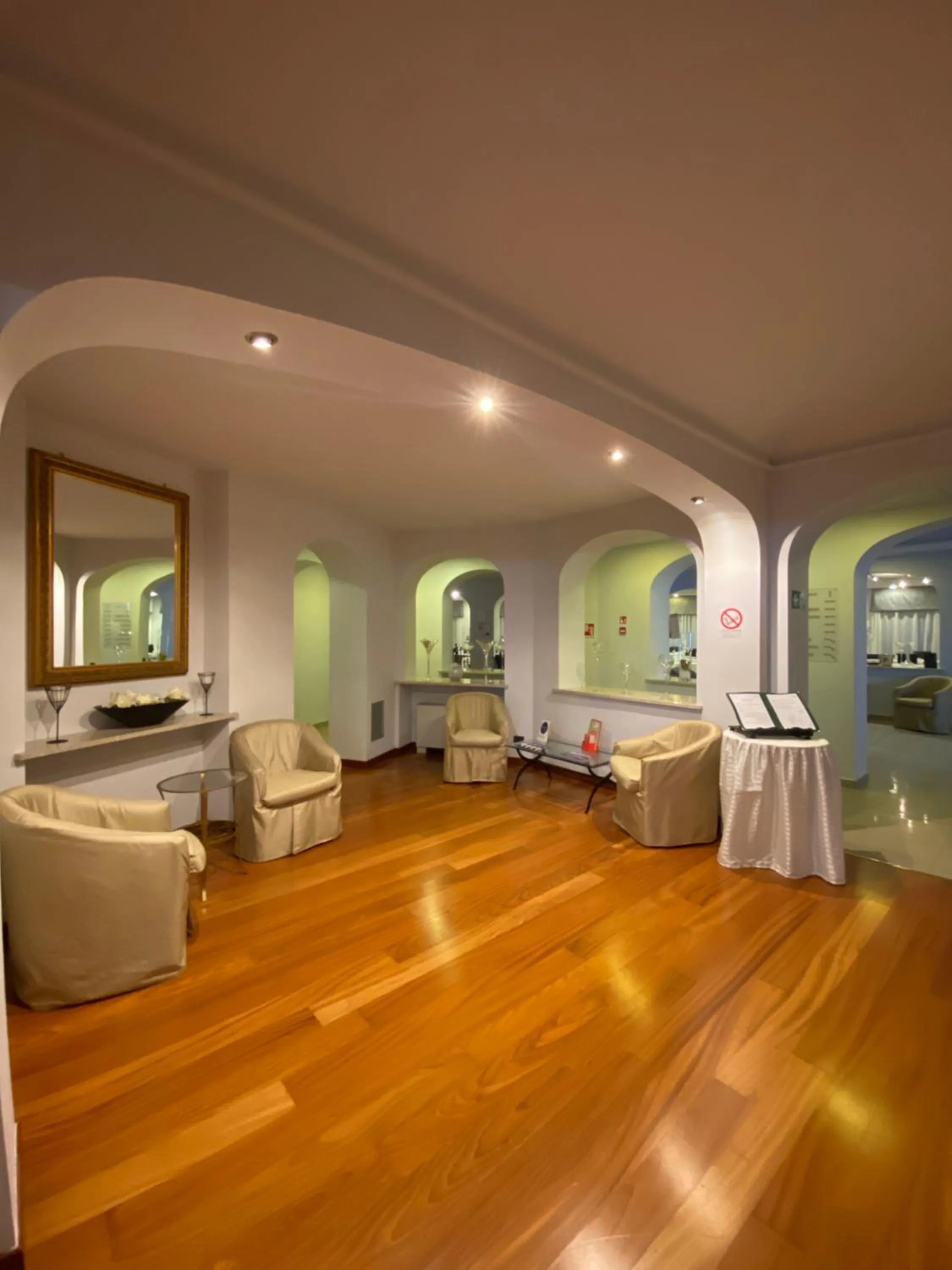 Seating area in Green Hotel