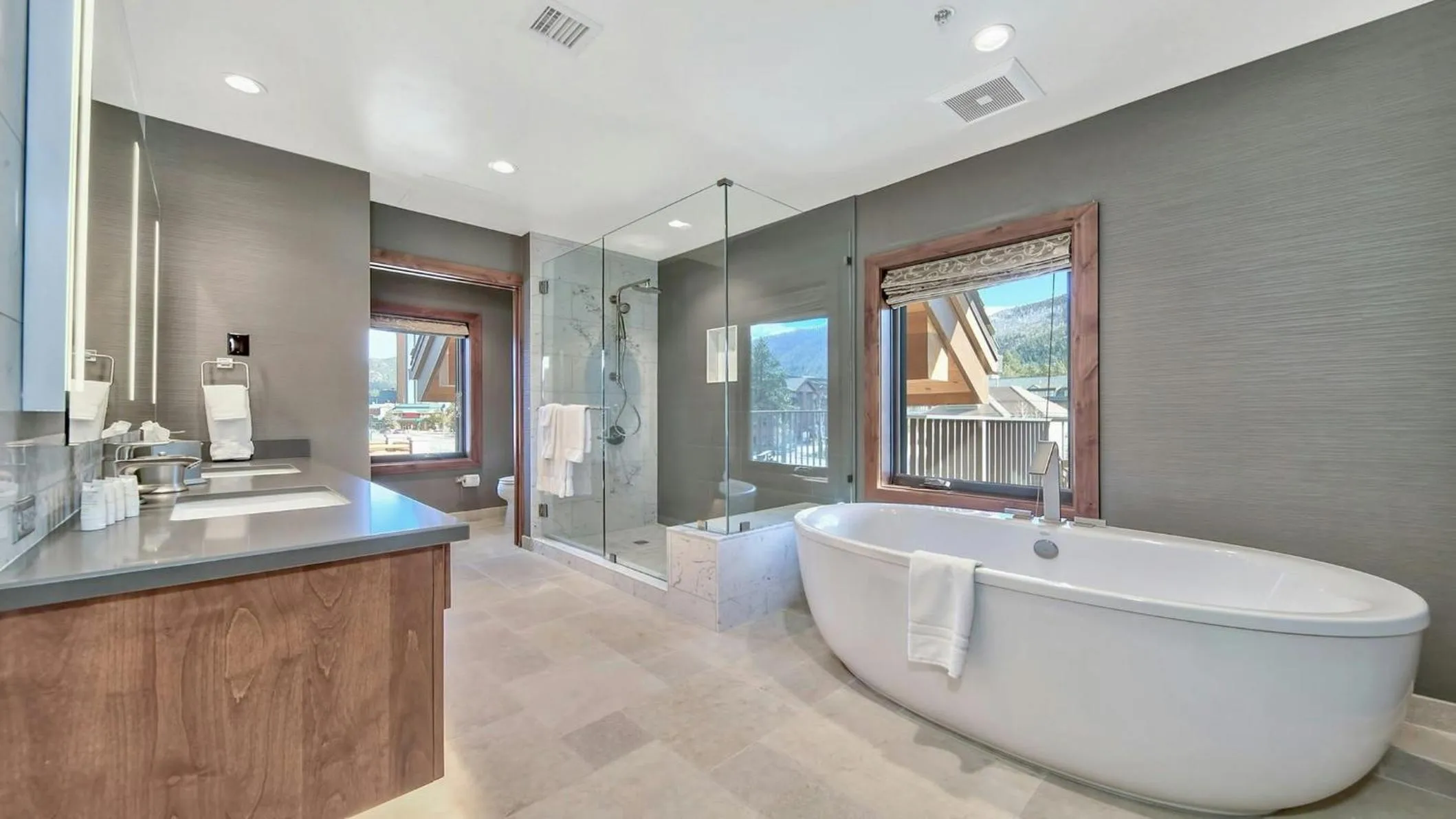 Bathroom in Zalanta, A Vail Resorts Property