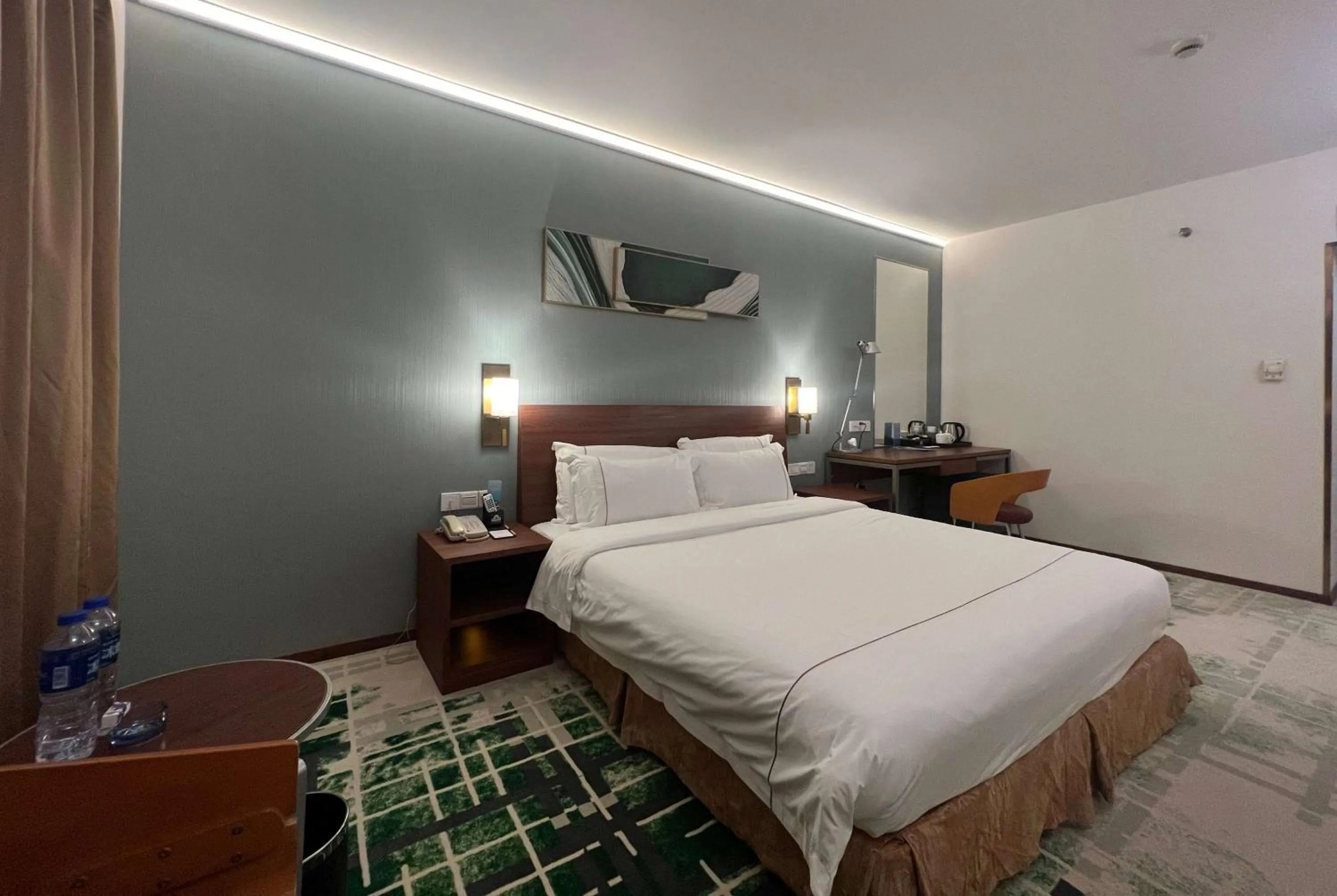 Photo of the whole room, Bed in Days Inn Guangzhou