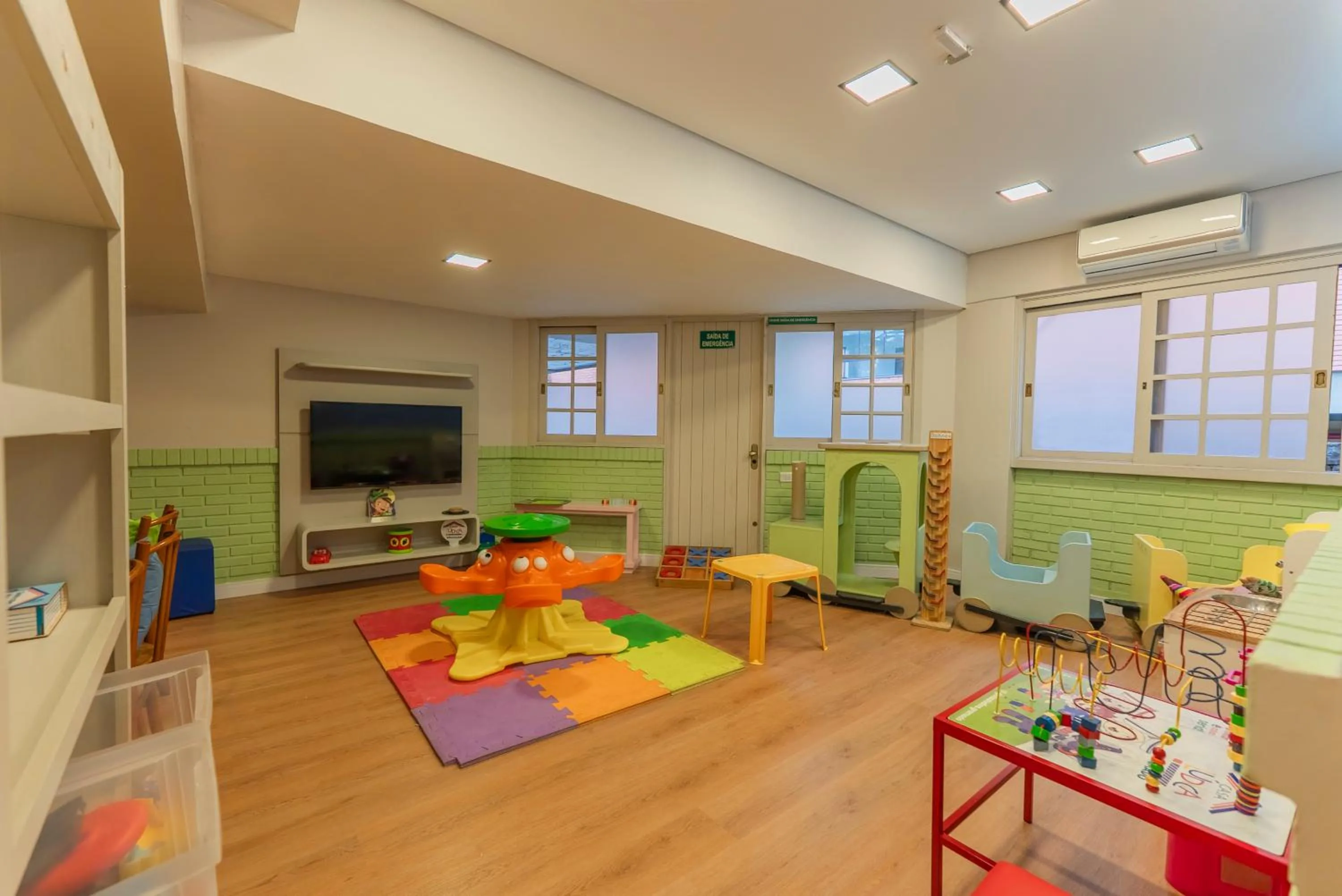 children in Hotel Laghetto Gramado