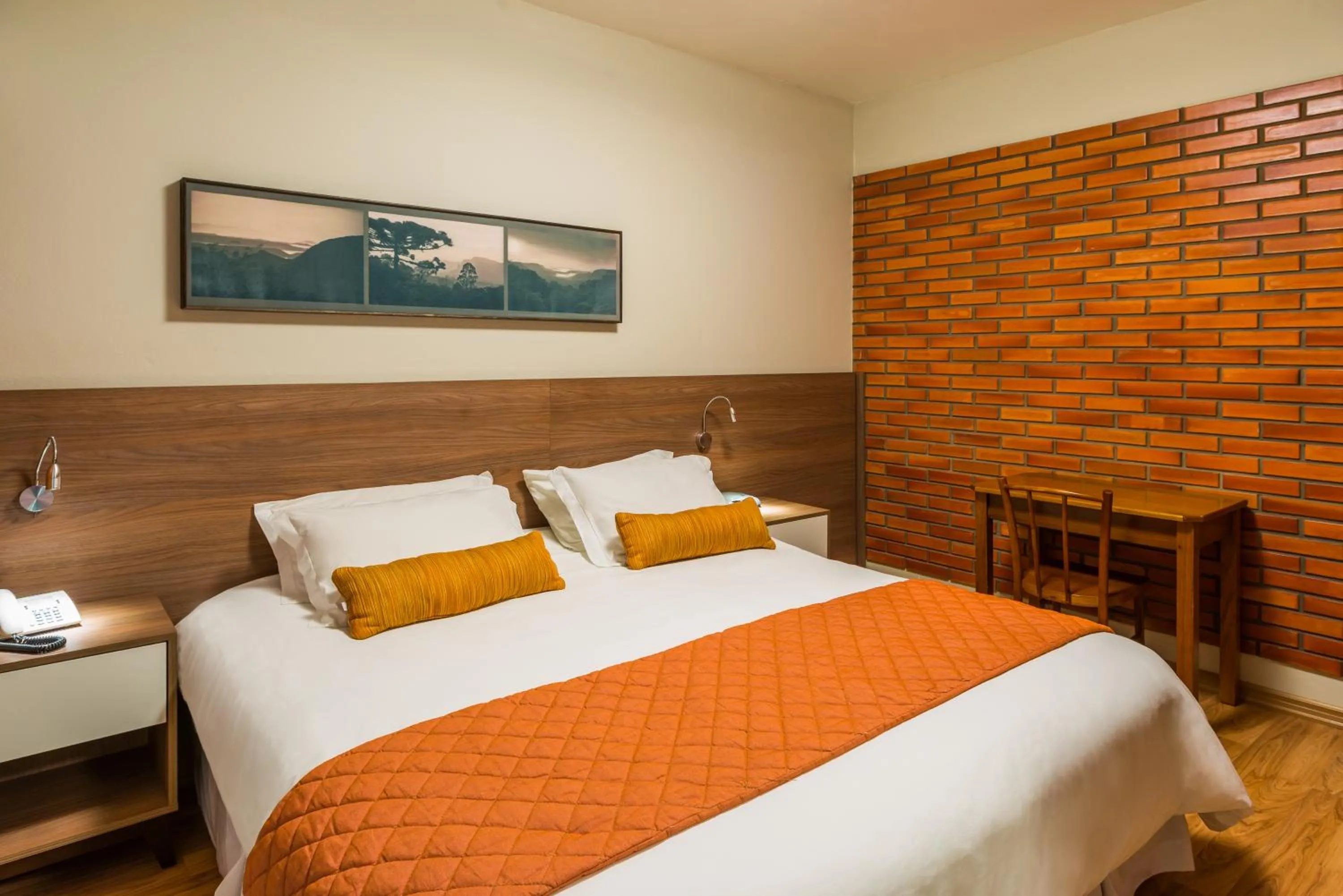 Bedroom, Bed in Hotel Laghetto Gramado