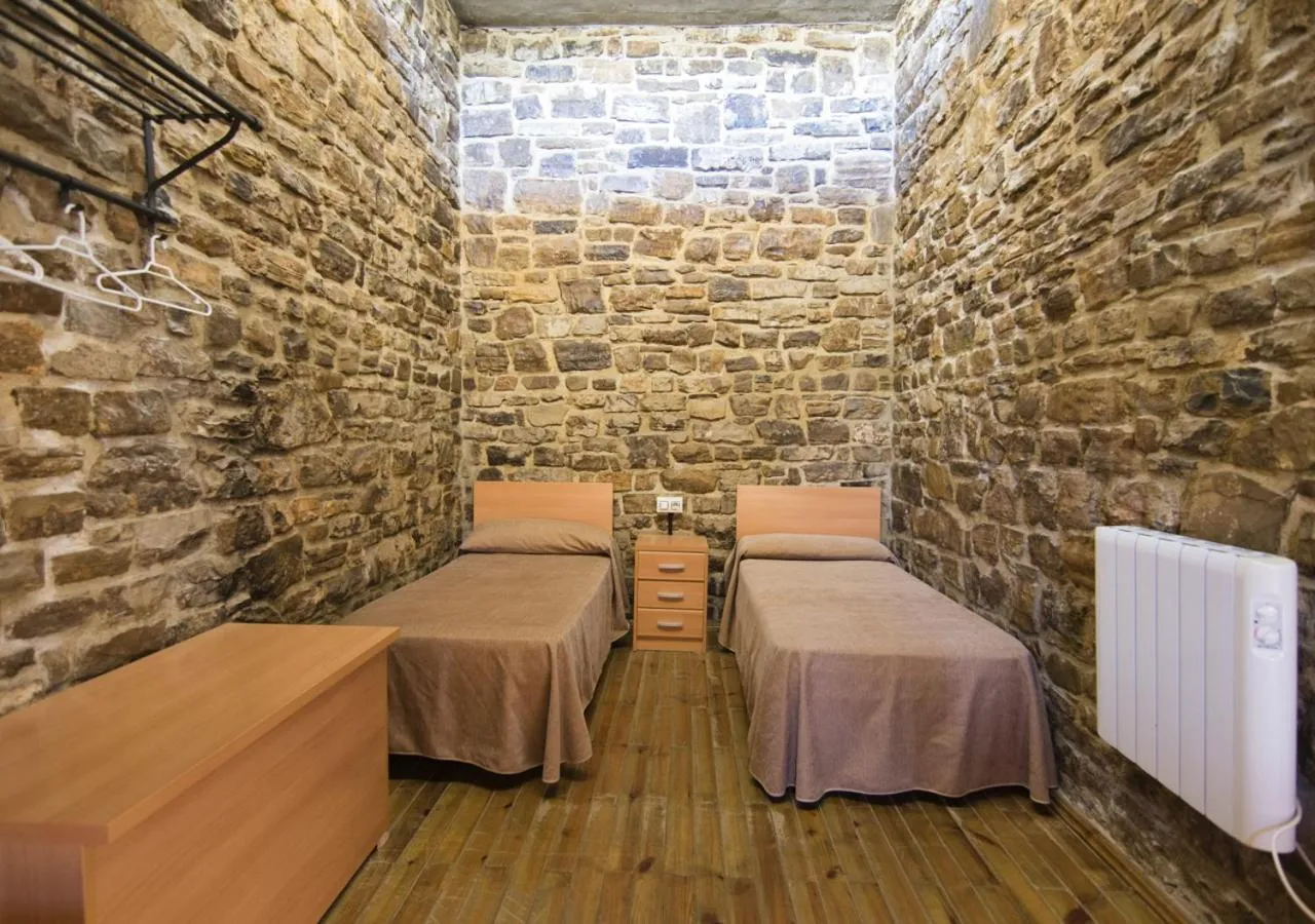 Bedroom, Bed in Albergue Inturjoven Cortes De La Frontera