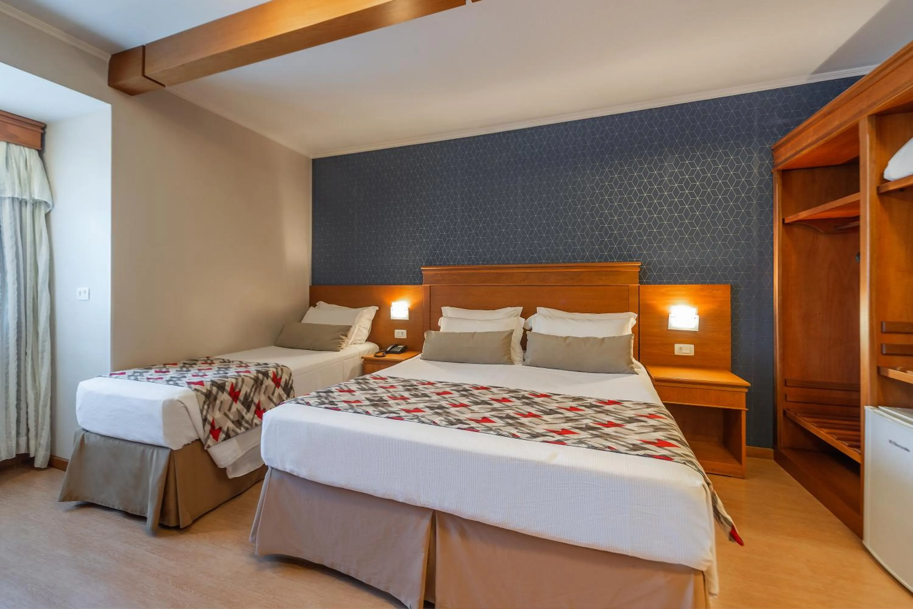 Photo of the whole room, Bed in Hotel Laghetto Premio