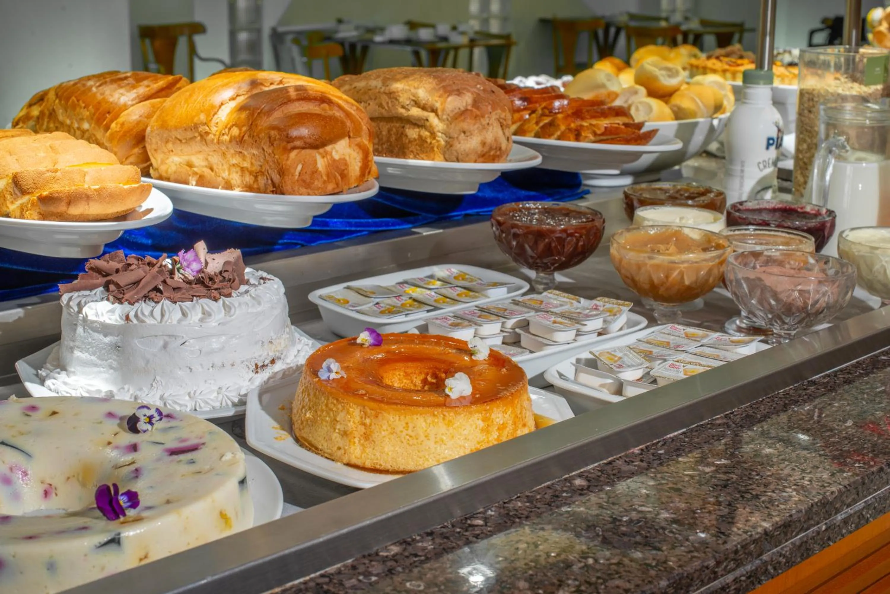 Photo of the whole room in Hotel Laghetto Premio