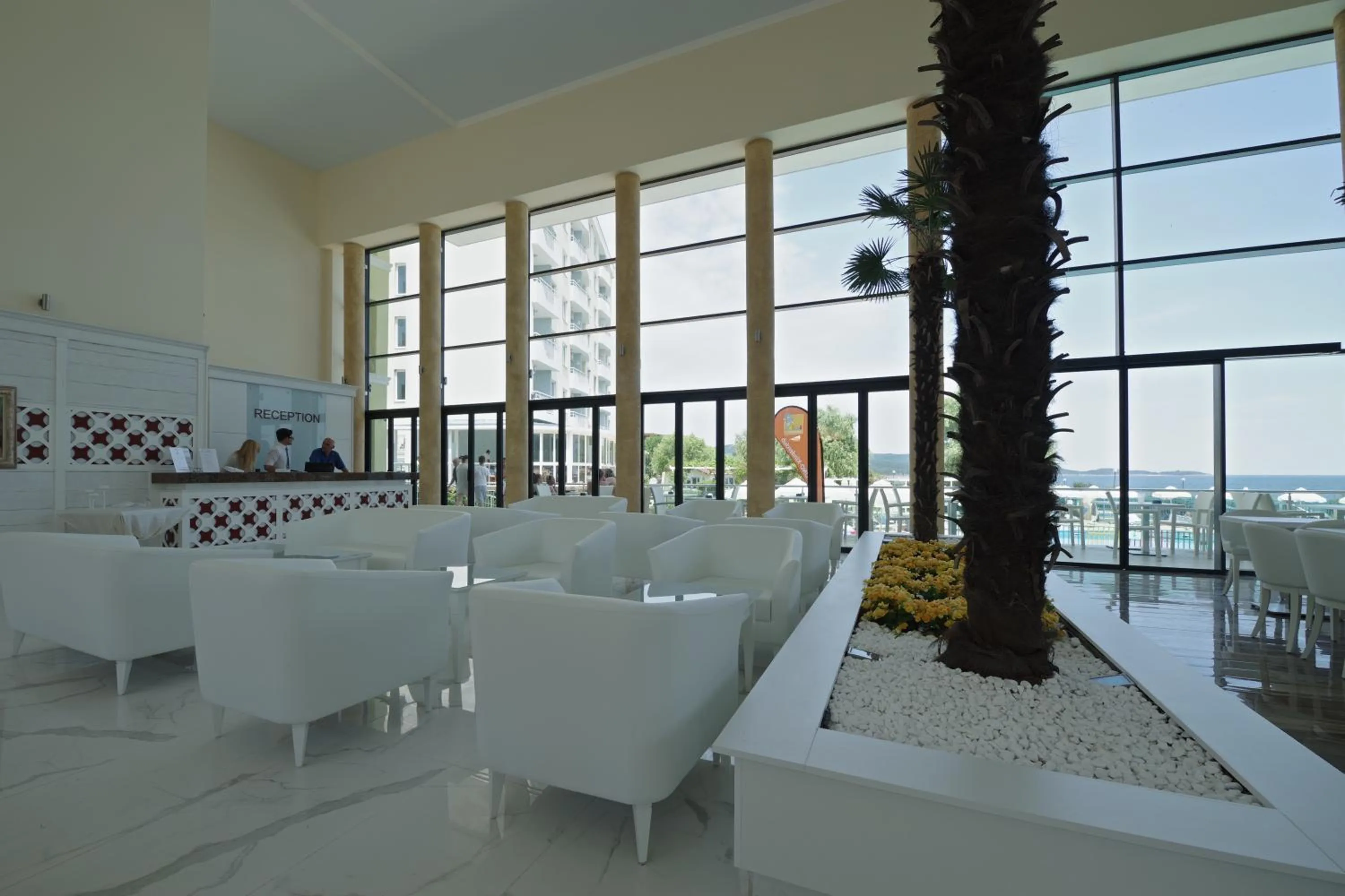 Alcoholic drinks in Hotel Perla Beach Club - All Inclusive