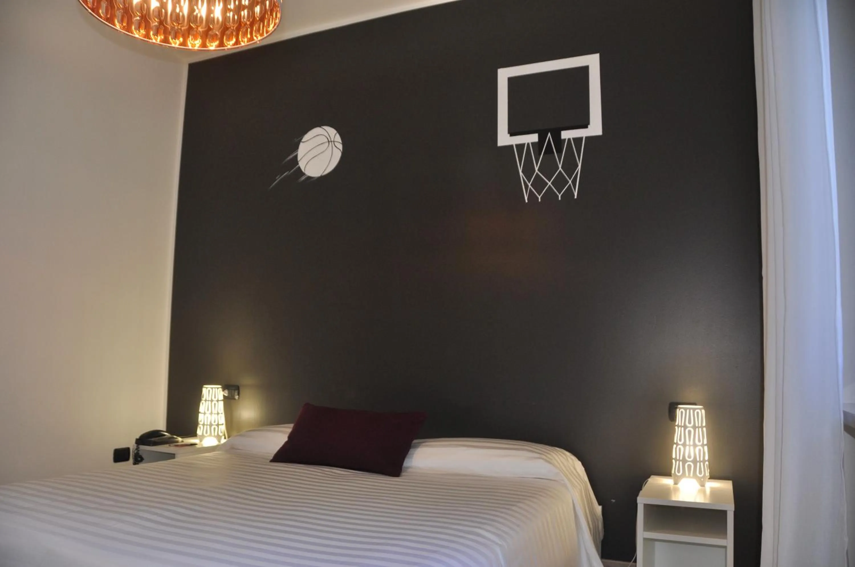 Photo of the whole room, Bed in Lo Scoiattolo Piedmont Bike Hotel