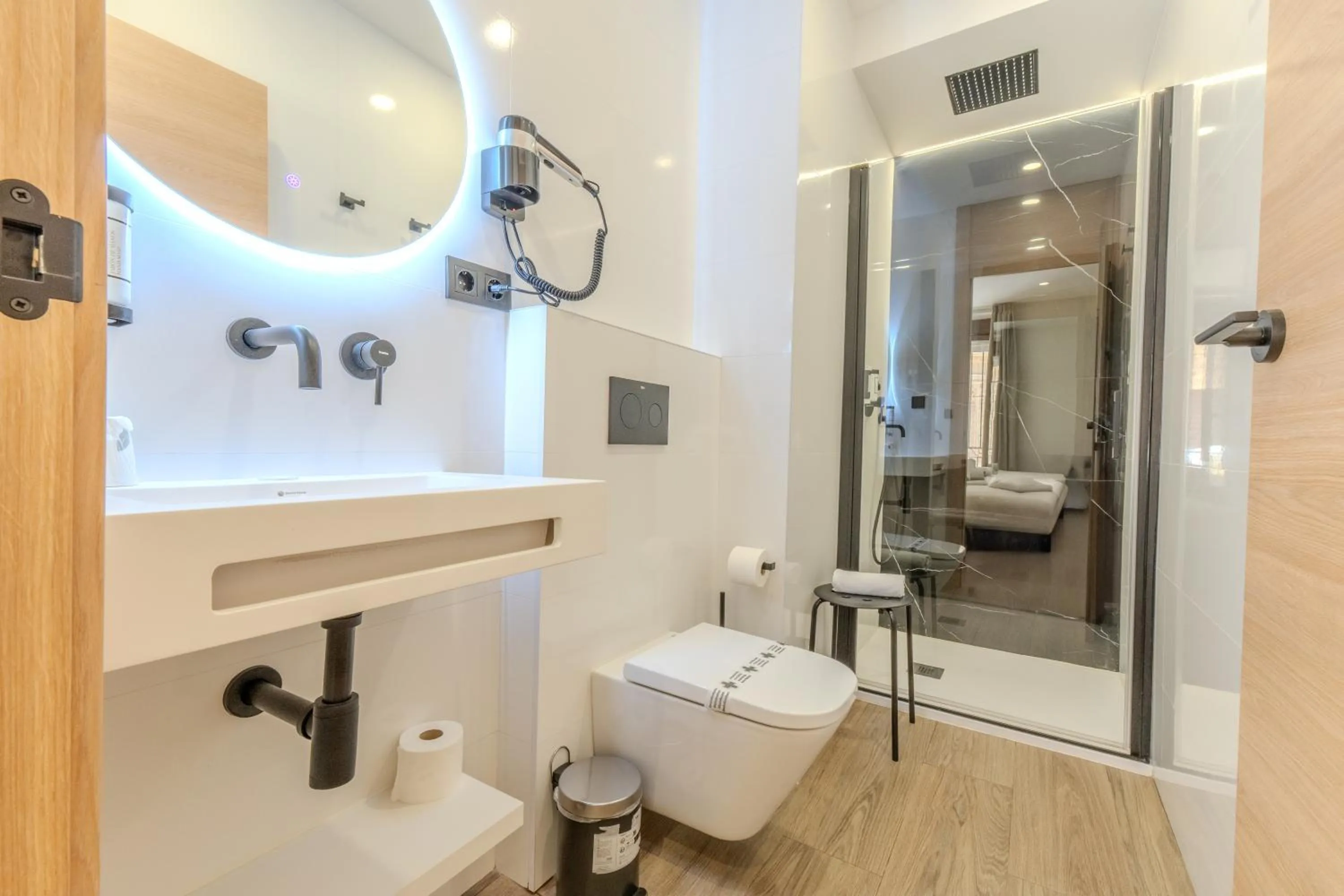 Toilet in Hotel La Milagrosa