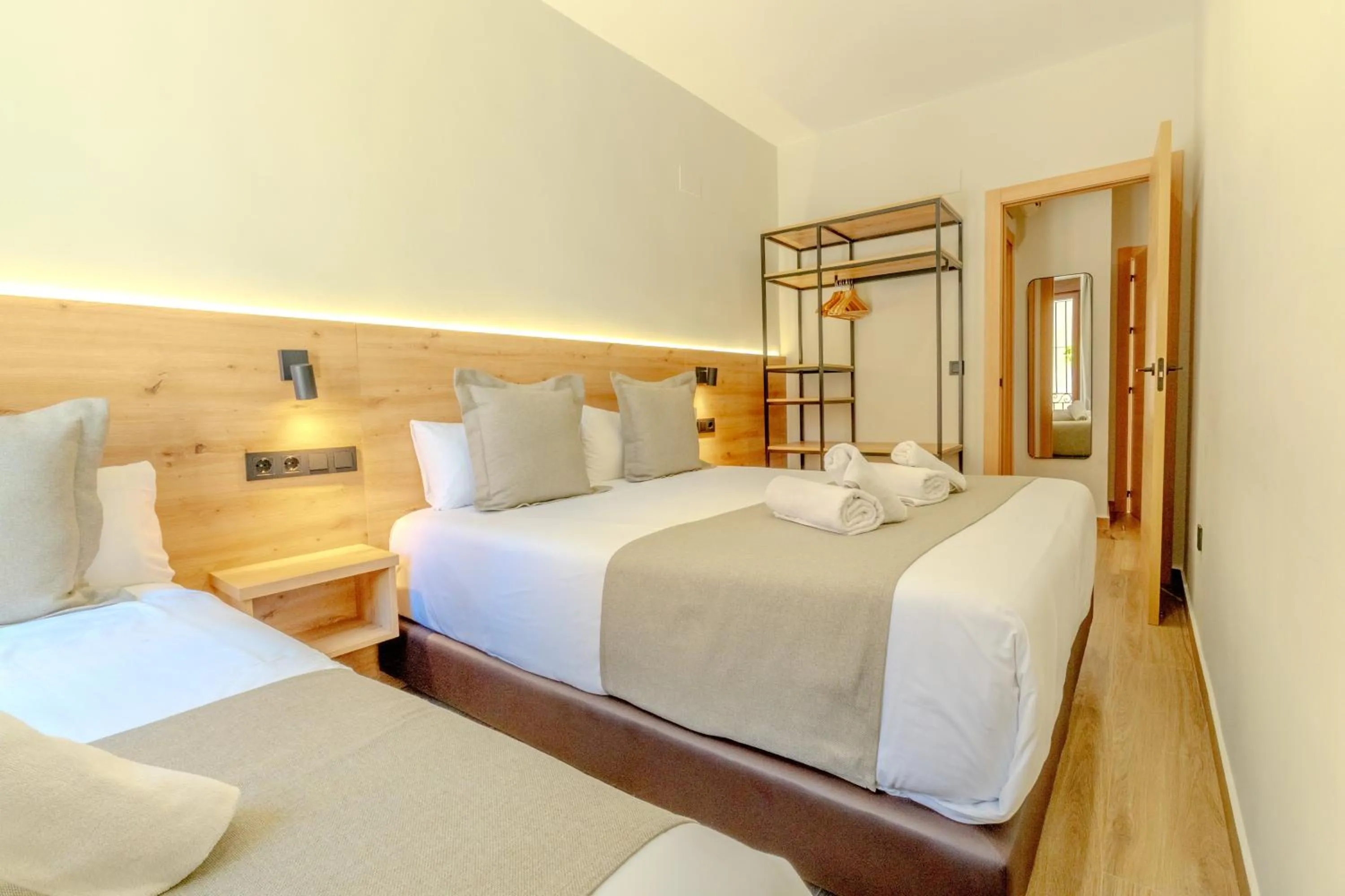 Bedroom, Bed in Hotel La Milagrosa