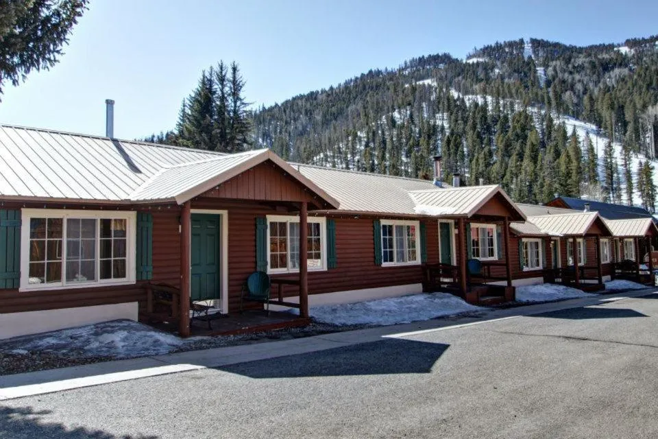 Winter in Three Bears Lodge