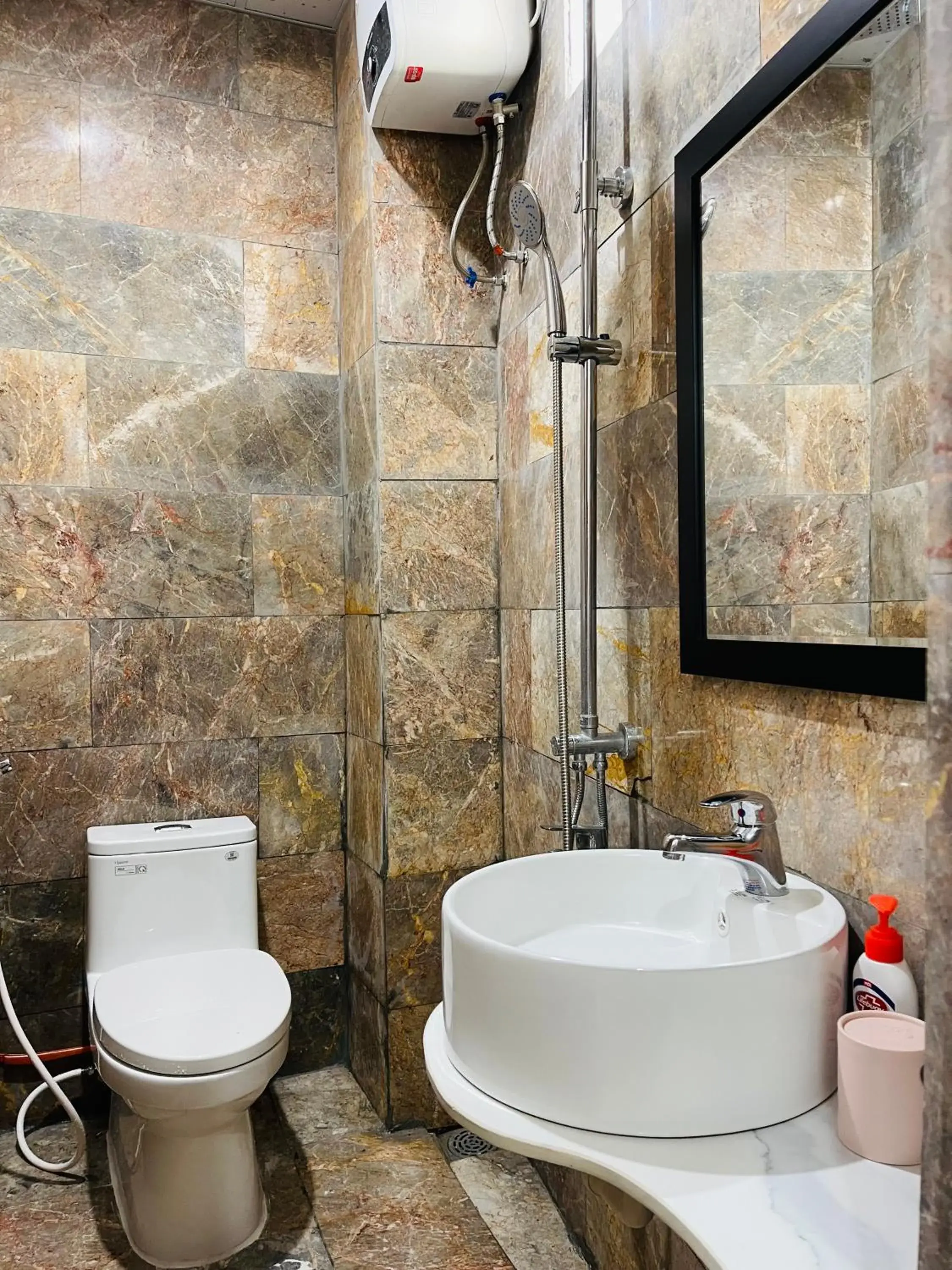 Standard Queen Room in Cuong Thinh Homestay Standard Queen Room in Cuong Thinh Homestay