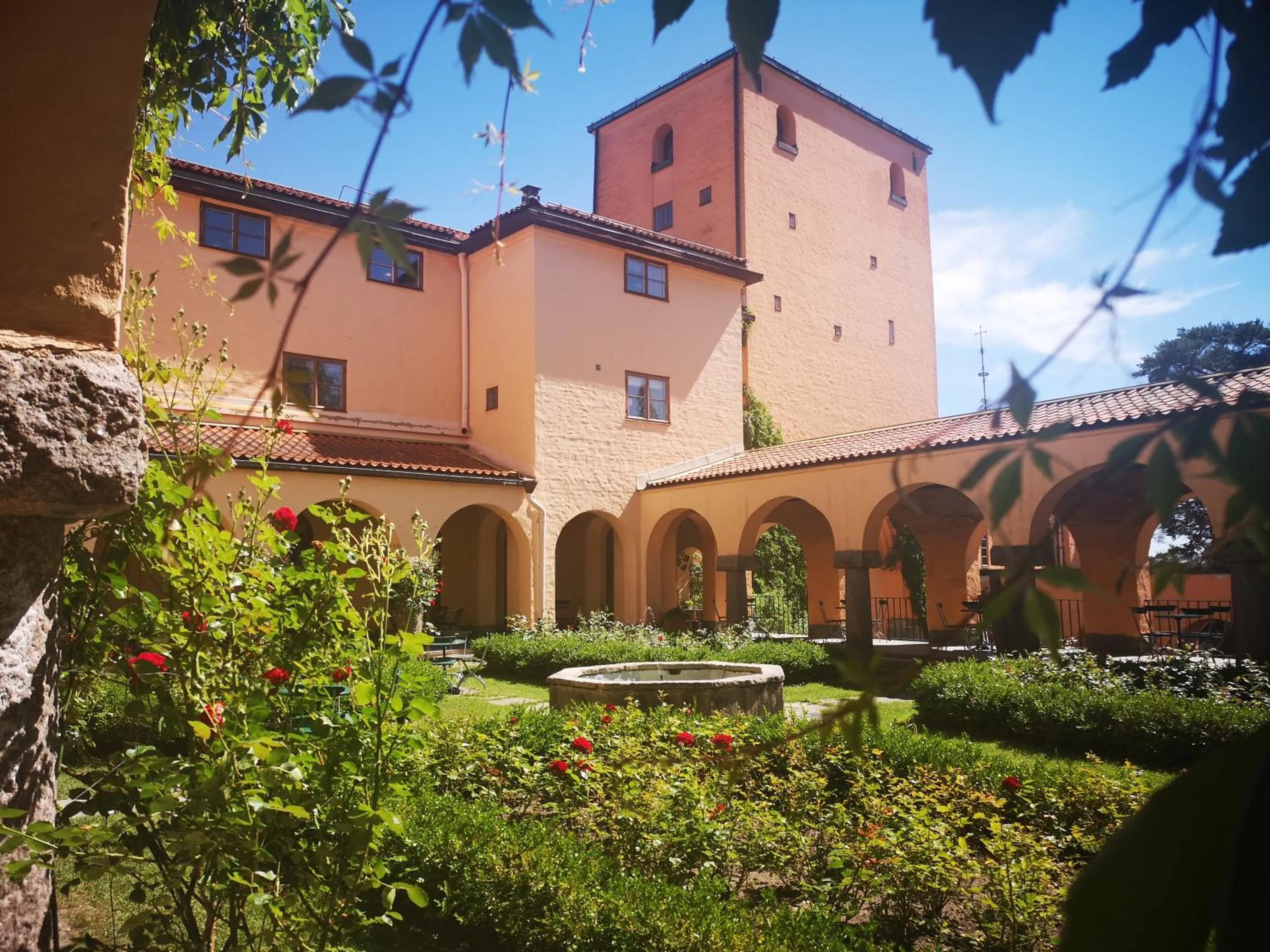 Property building in Sigtunastiftelsen Hotell & Konferens