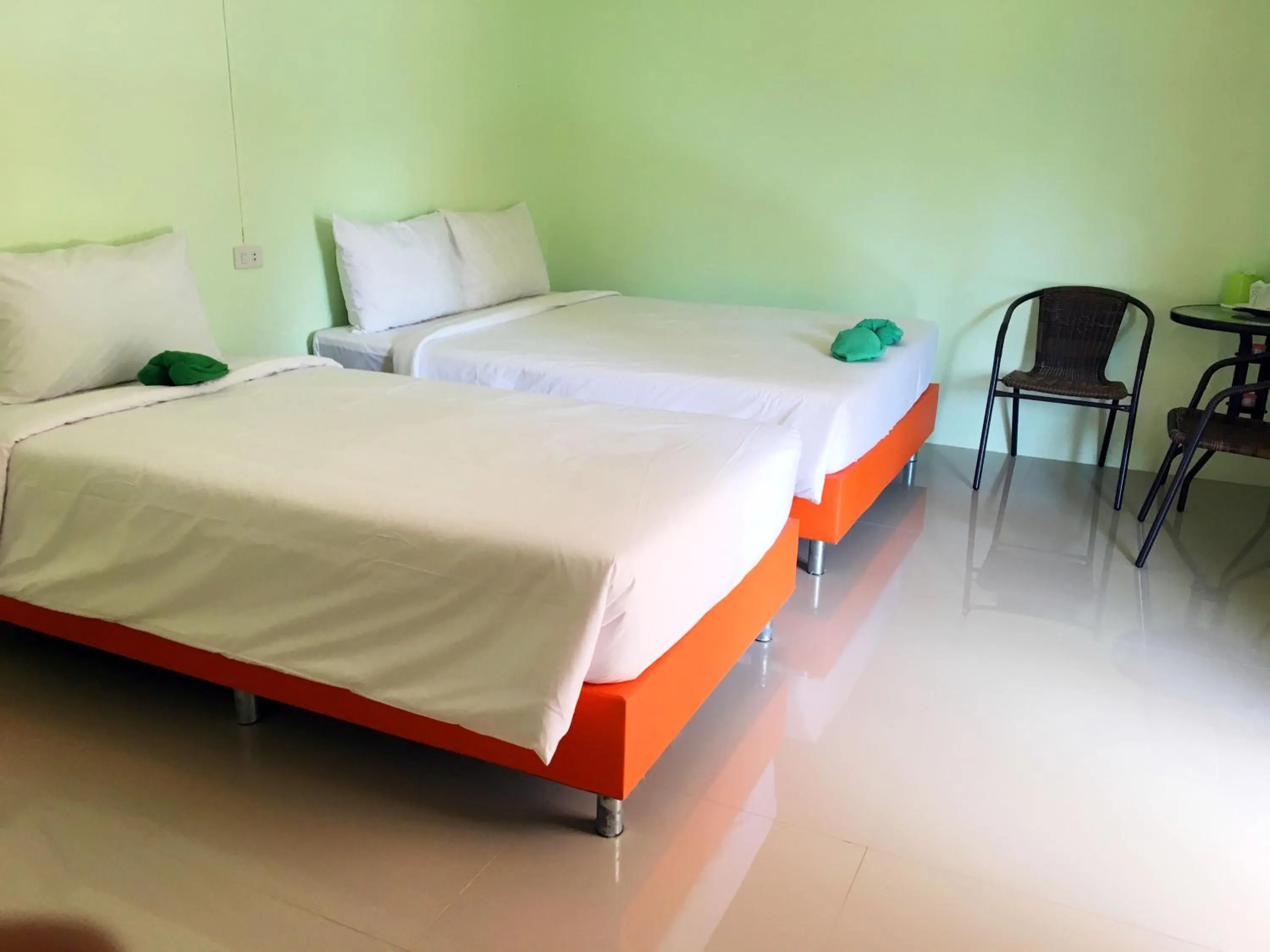 Bathroom, Bed in Go Green Resort