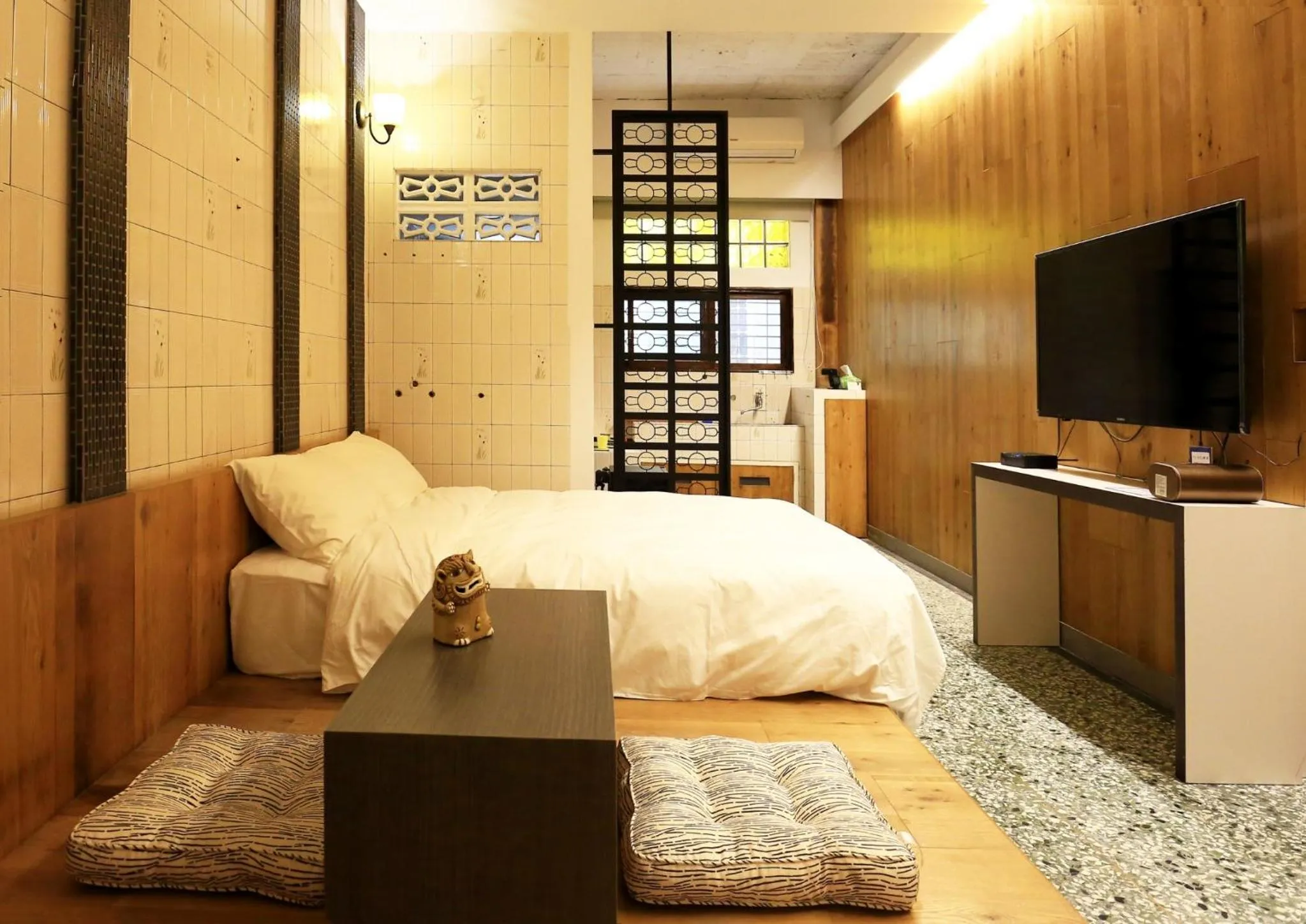 Bed in T.P. Apartment