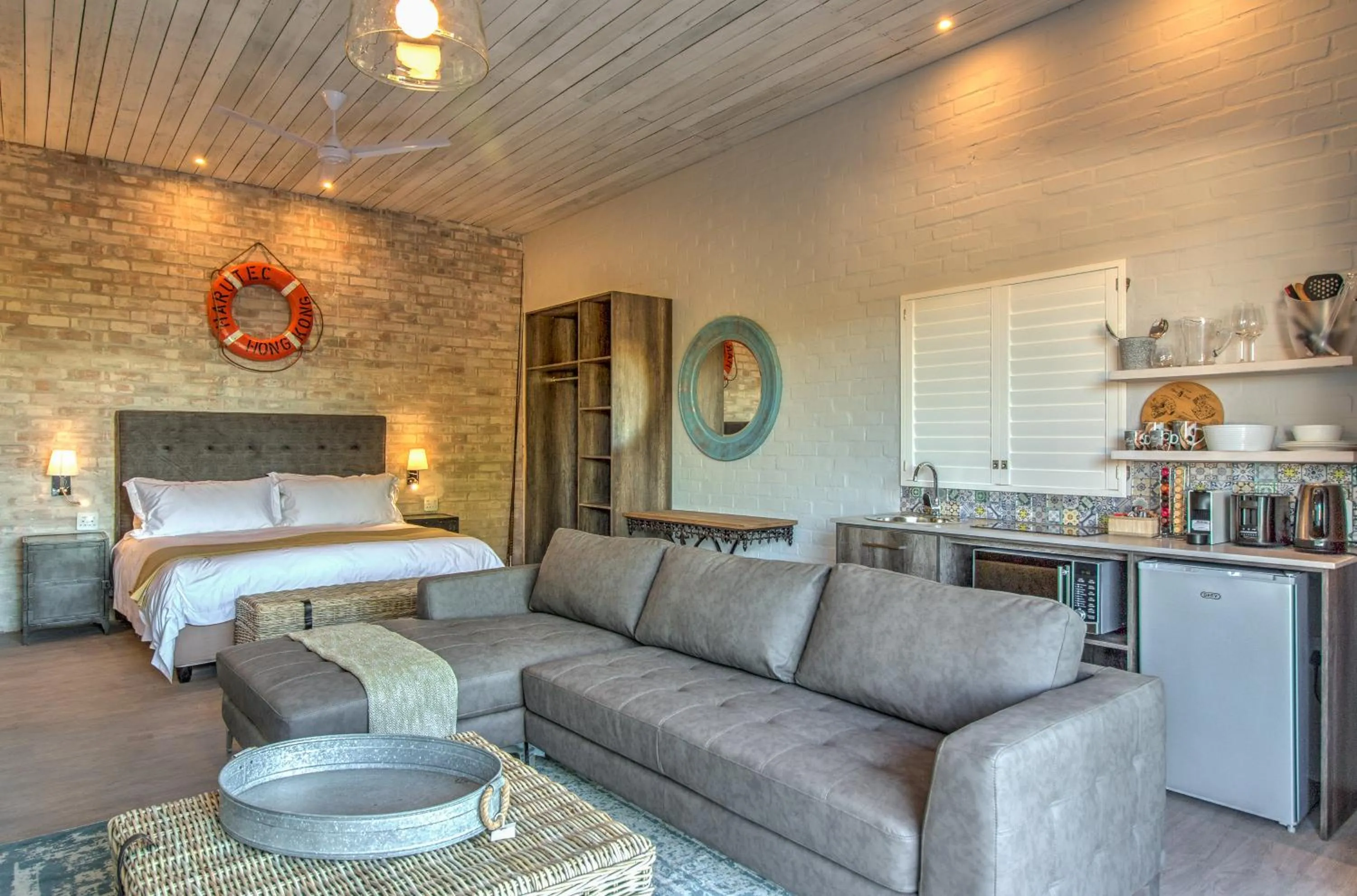 Bed in The Quarter Deck