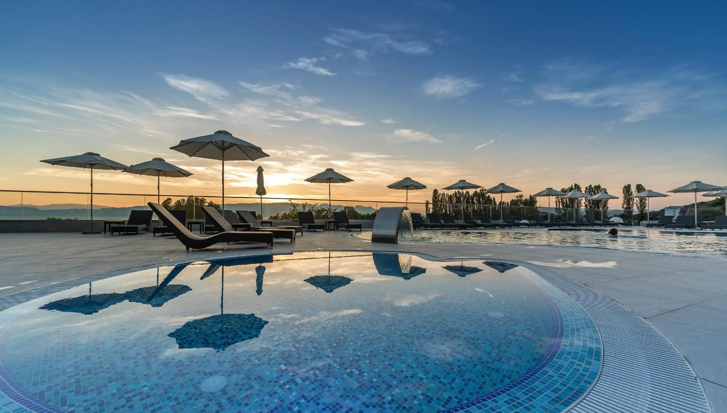 Summer in Laki Hotel & Spa