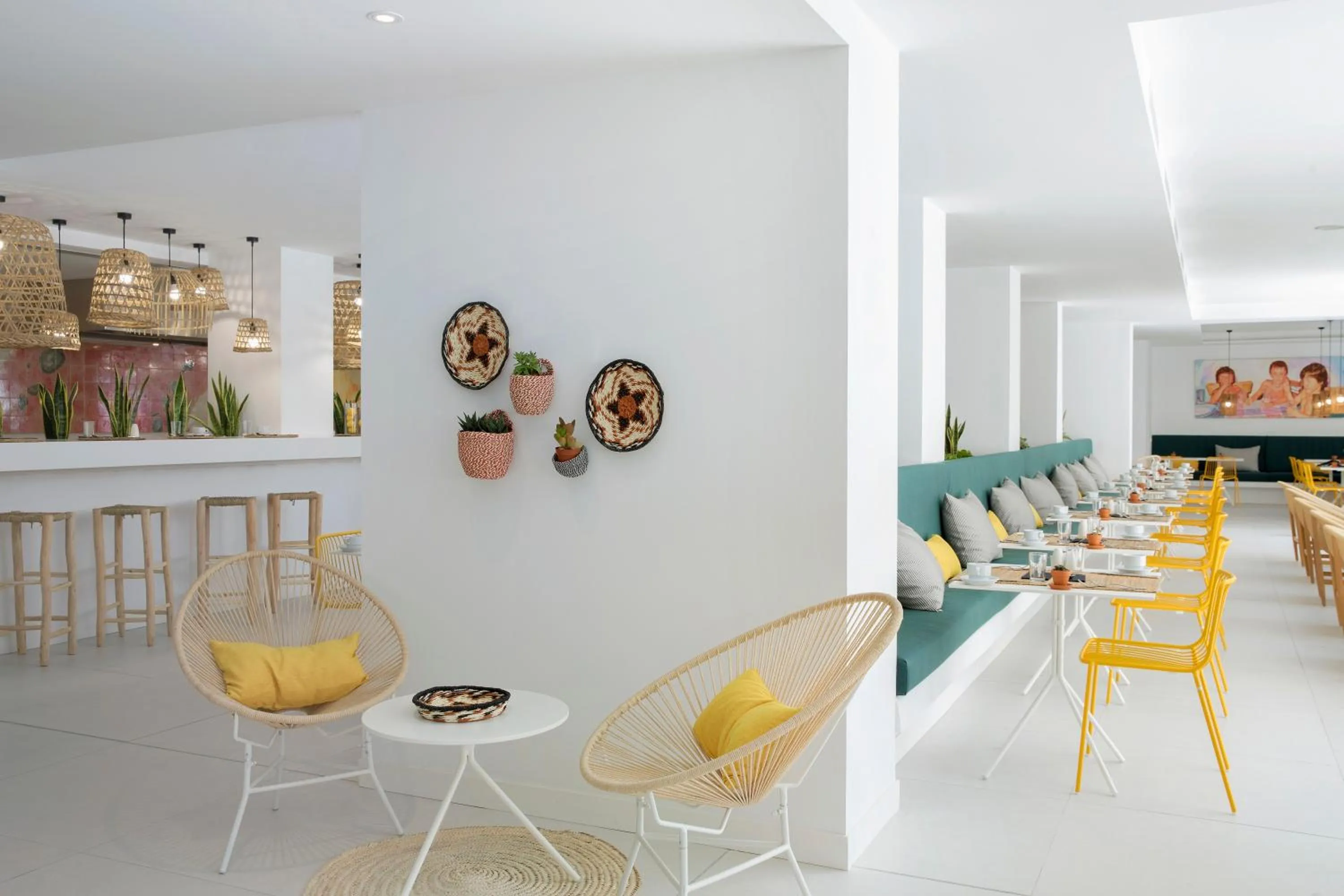 Restaurant/places to eat in whala!fun