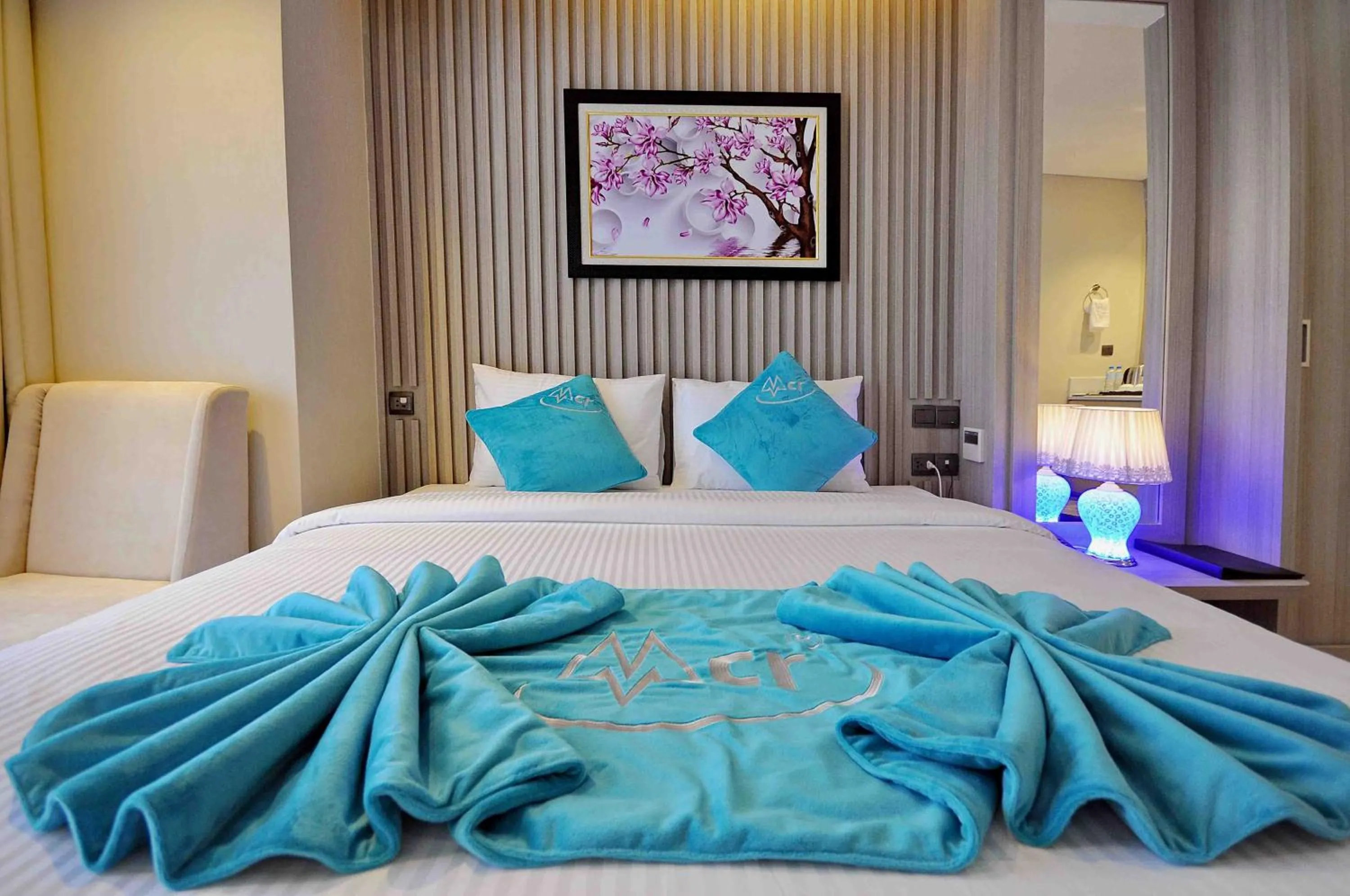 Bed in The MCR Luxury Nha Trang