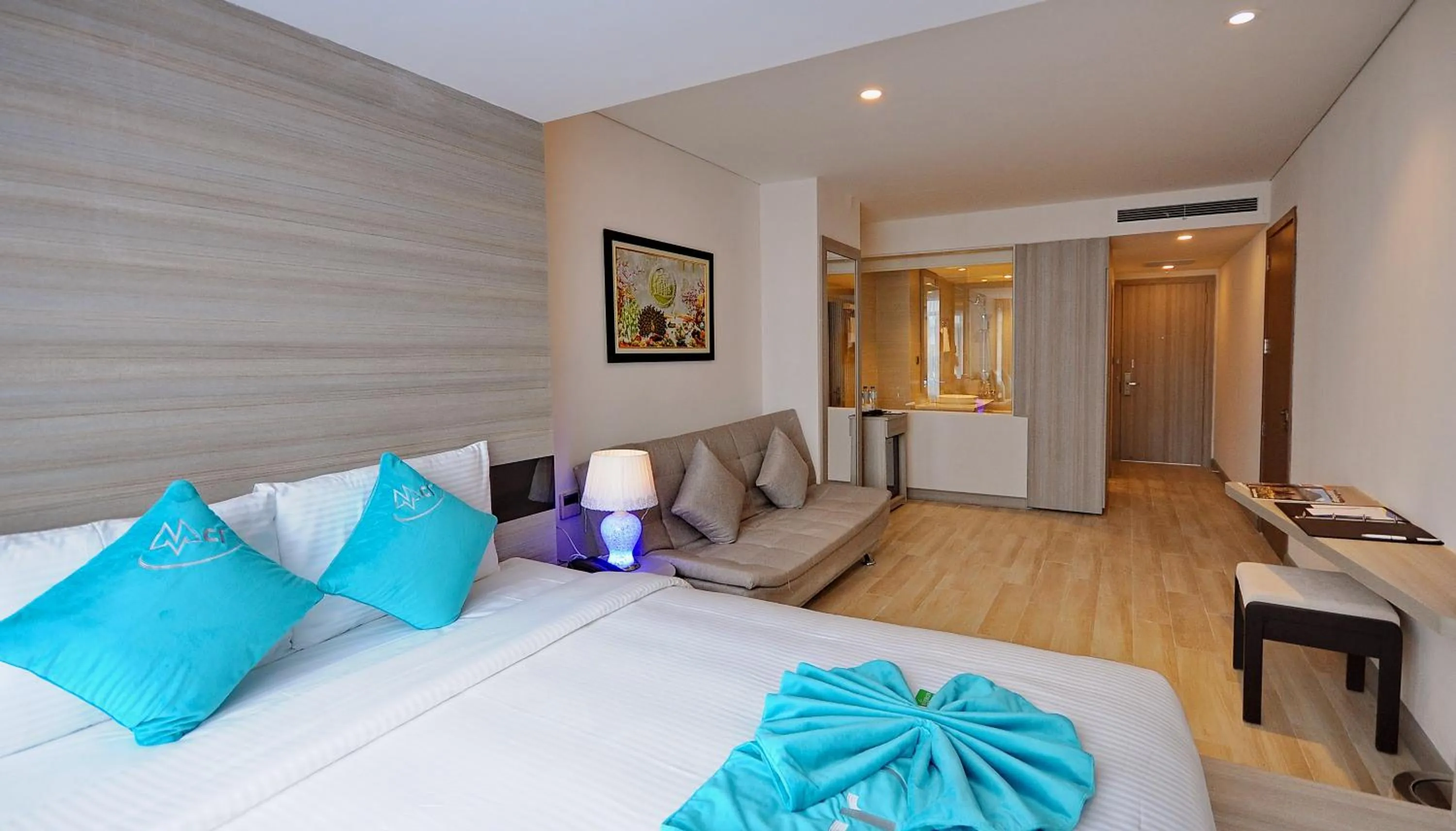 Bed in The MCR Luxury Nha Trang