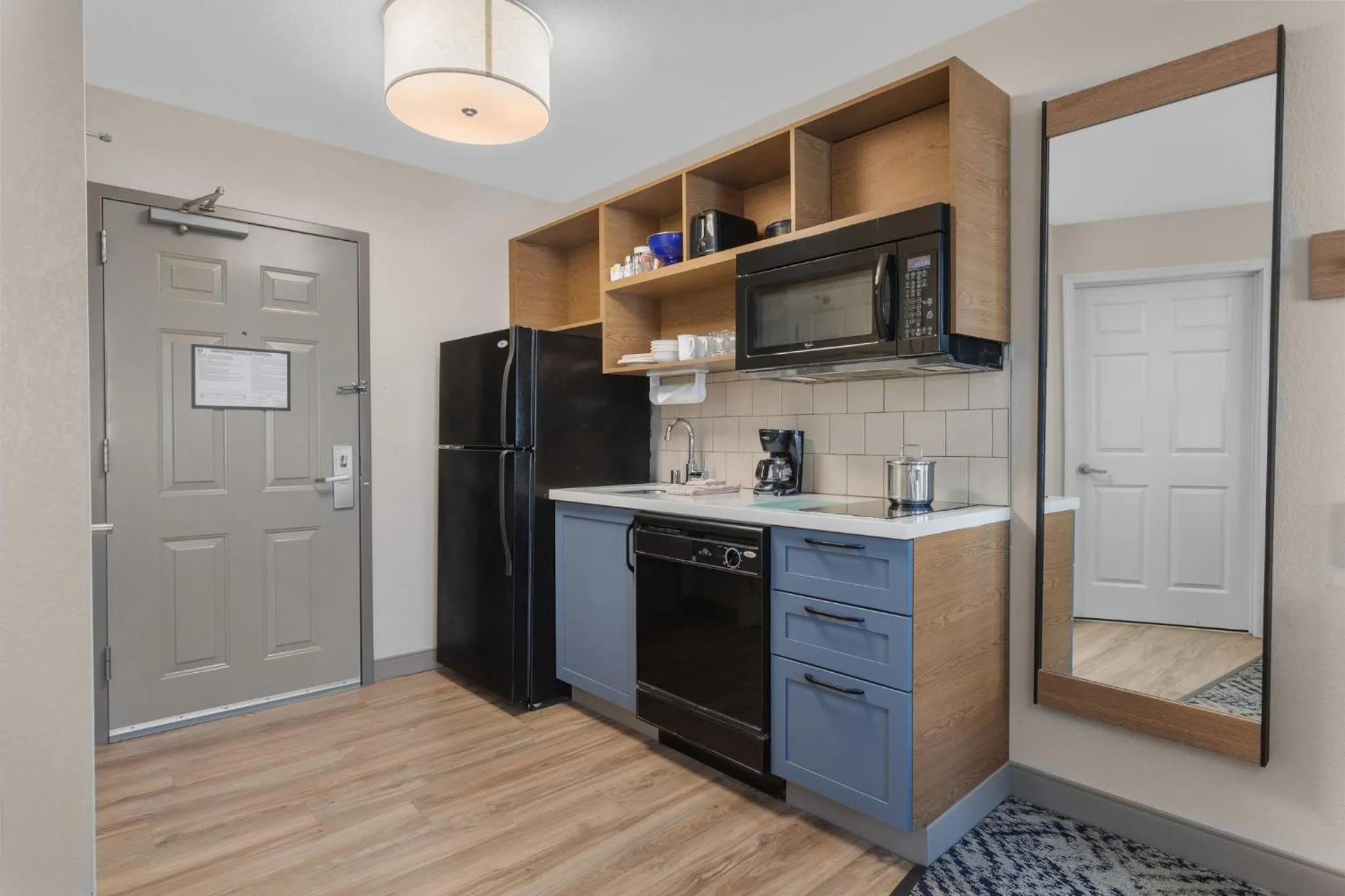 Photo of the whole room in Candlewood Suites La Crosse by IHG