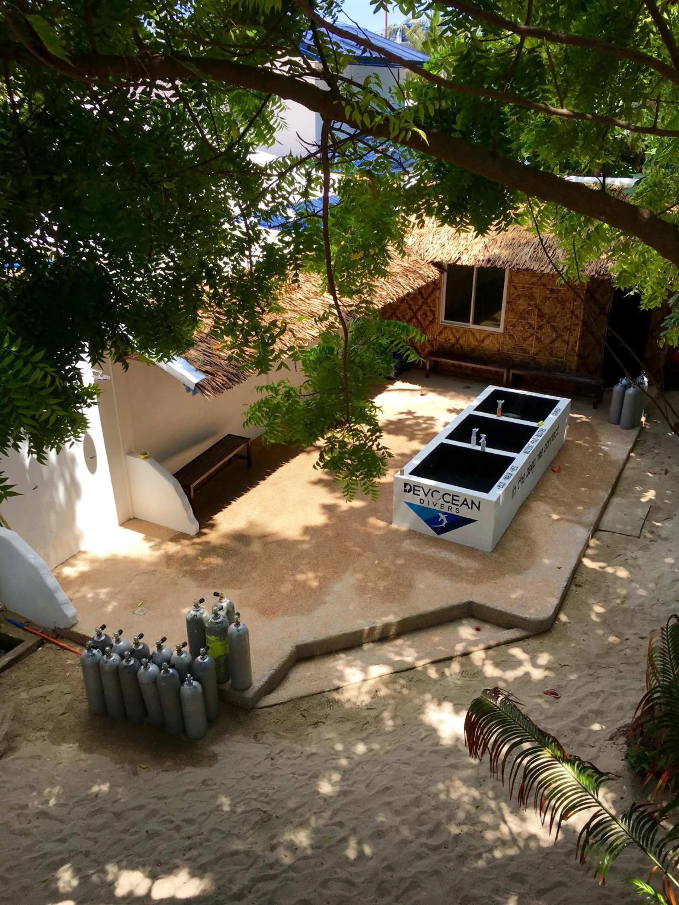 Diving in Hippocampus Beach Resort